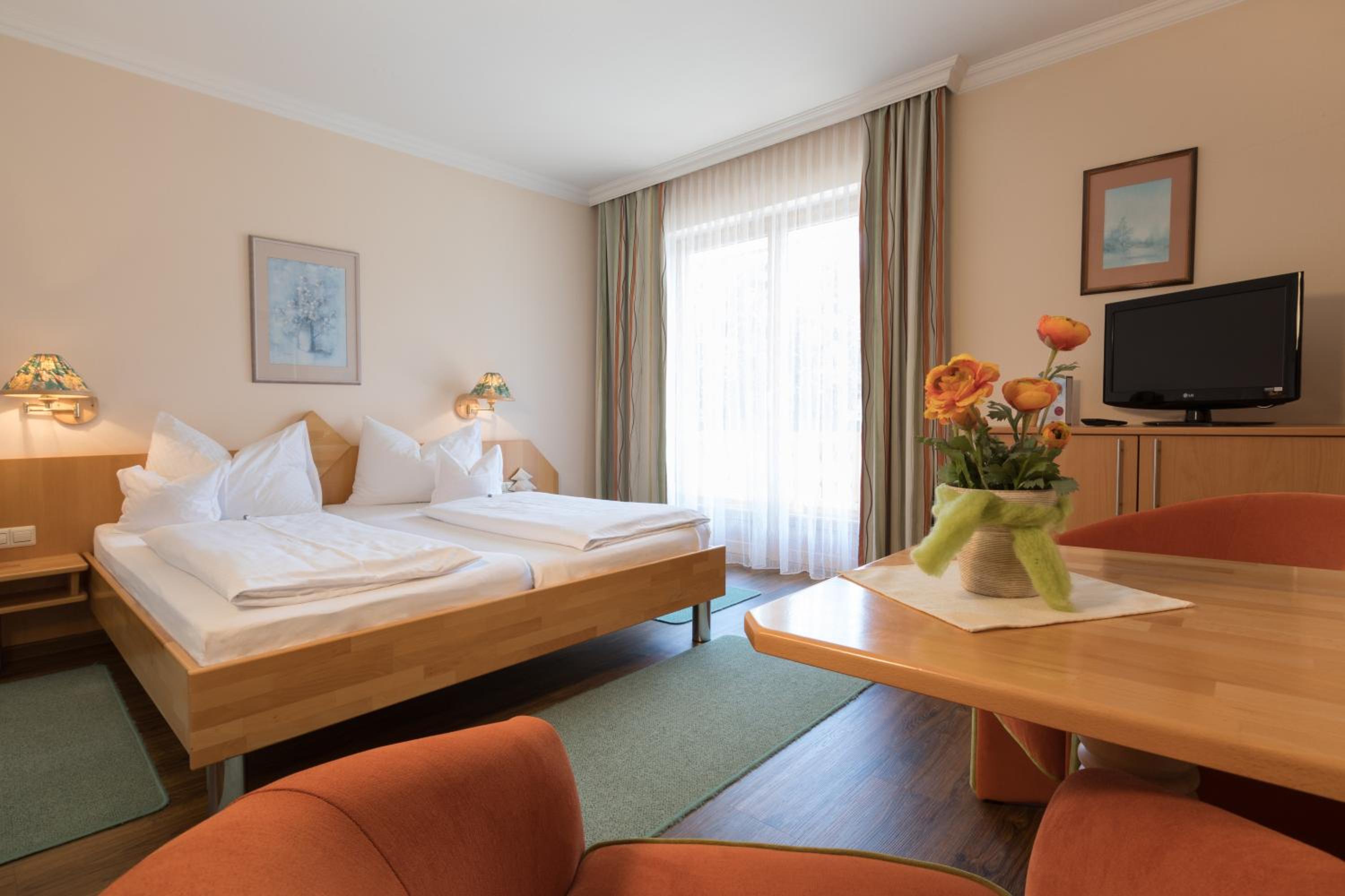 Double Room with Balcony photo 3