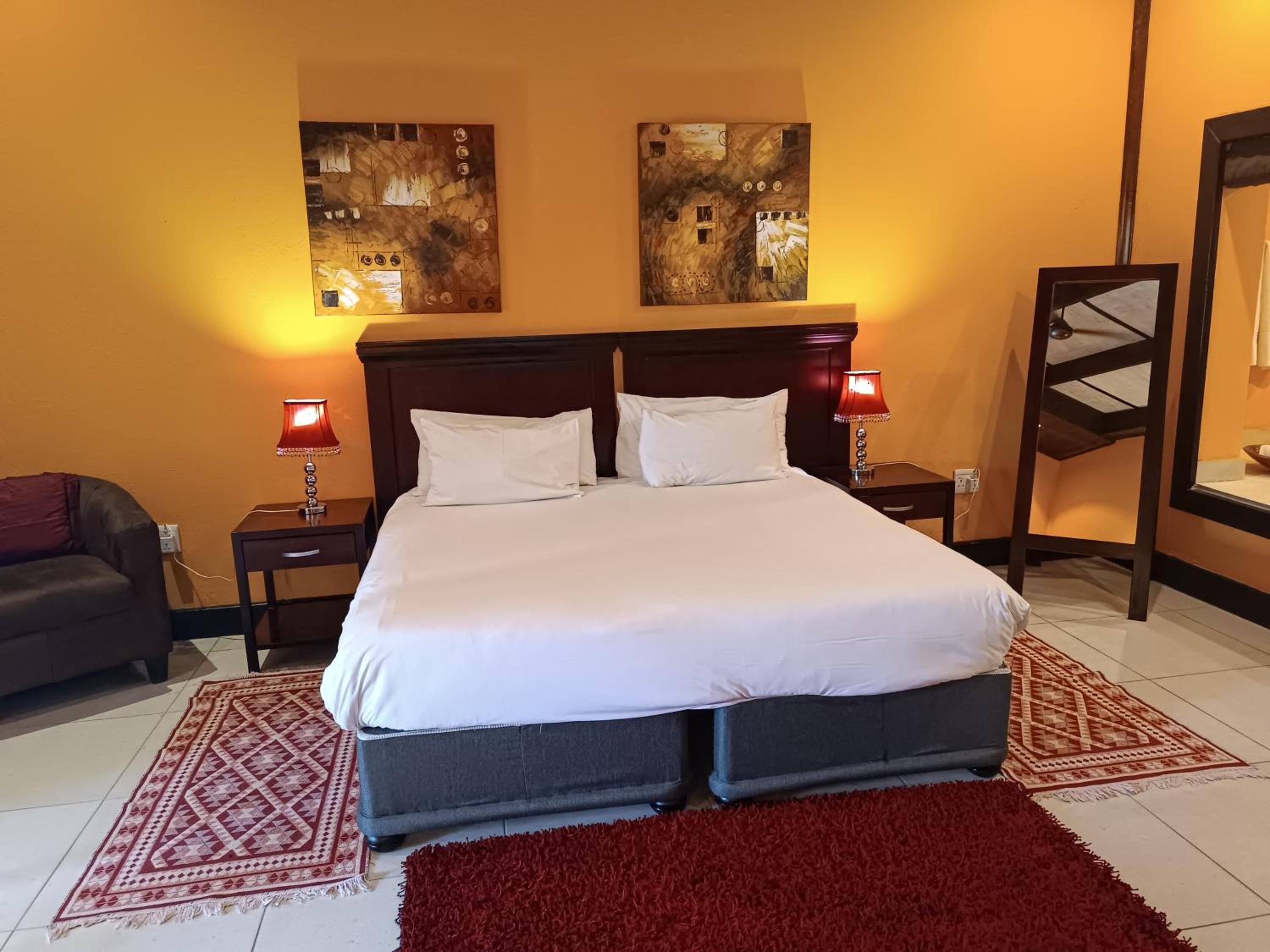 Deluxe Junior Suite photo 2