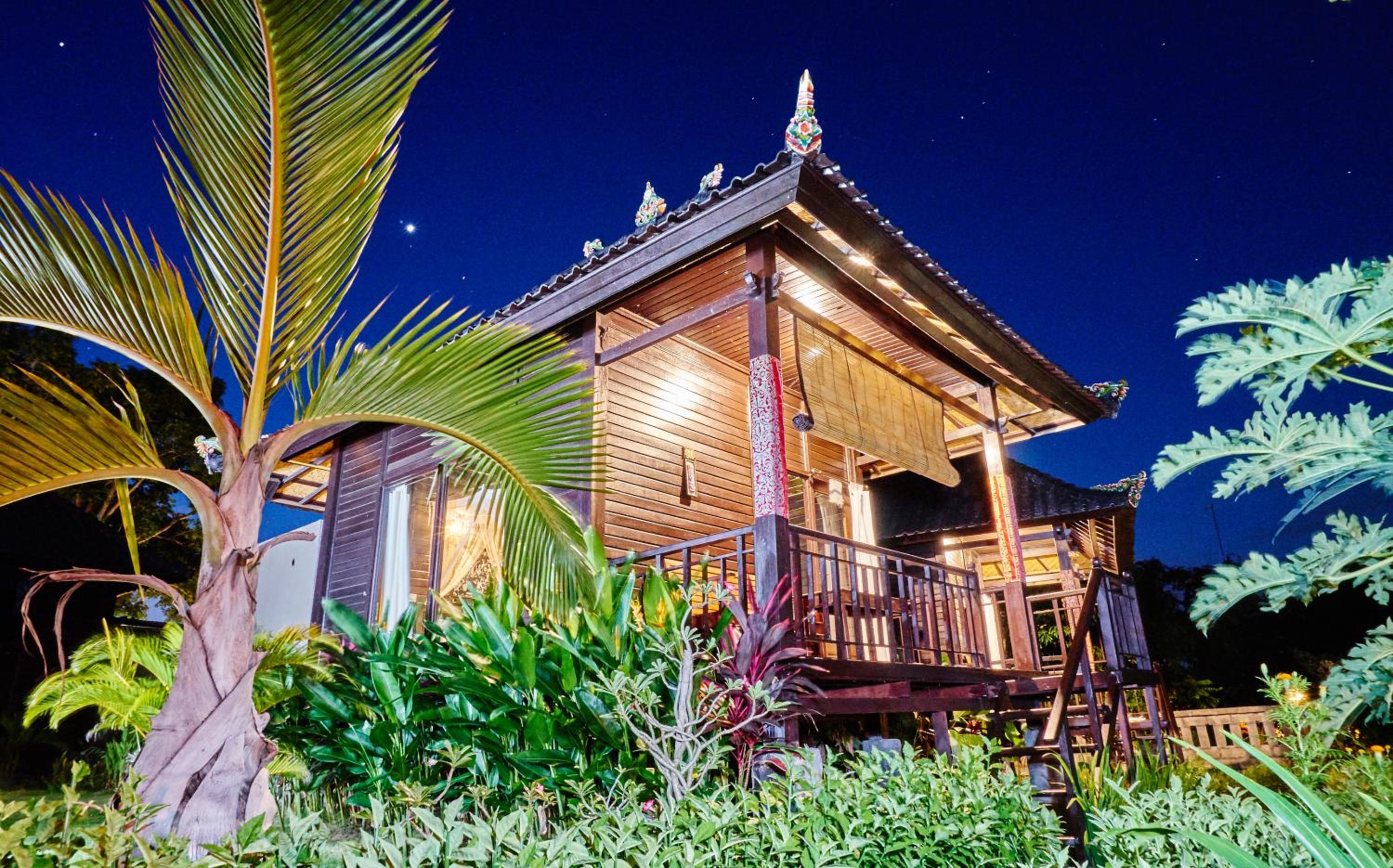 Bungalow with Garden View photo 1