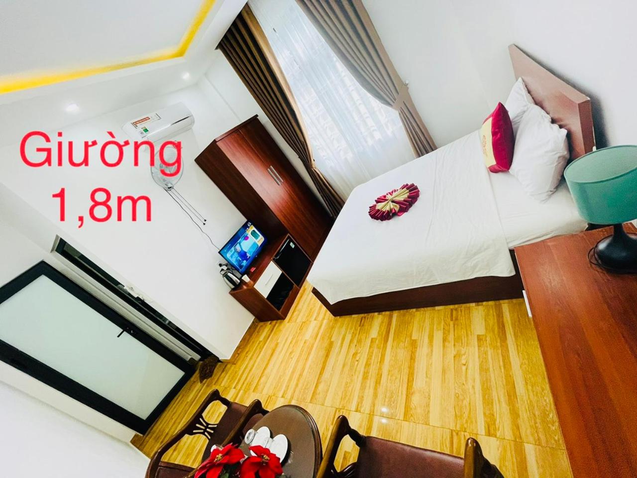 Deluxe Room - Photo 12