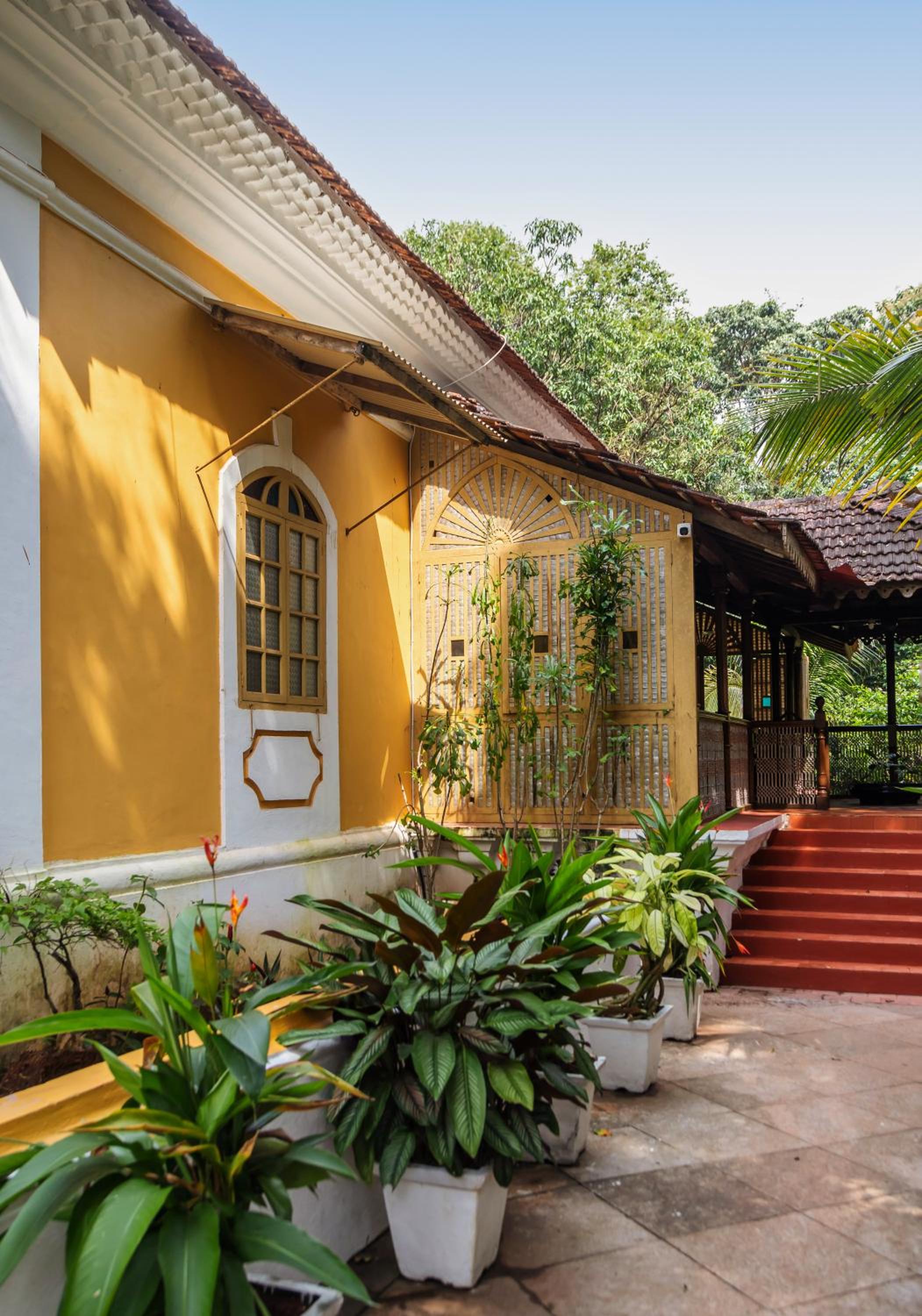Villa photo 2