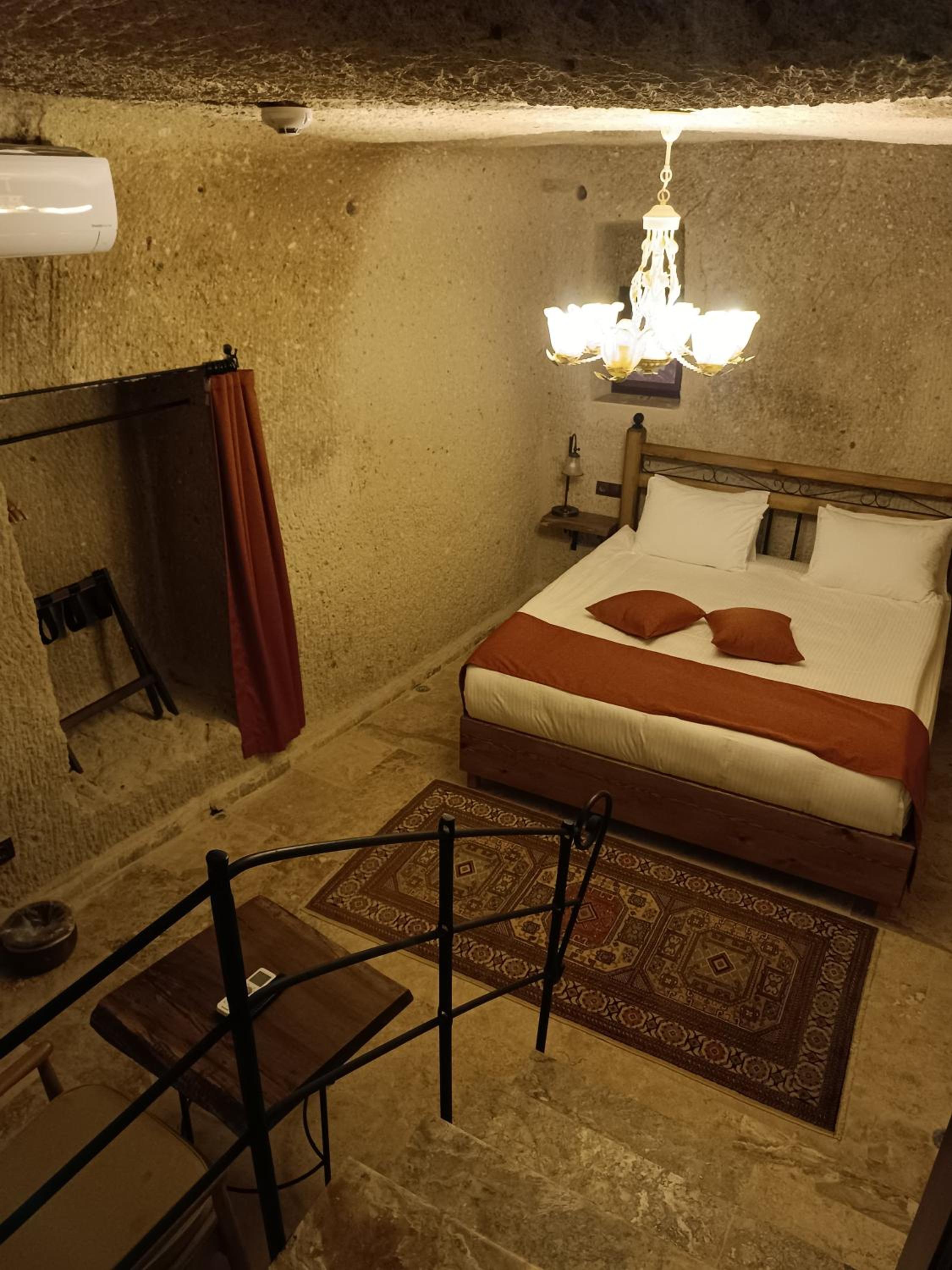 Duplex Quadruple Room - Photo 3