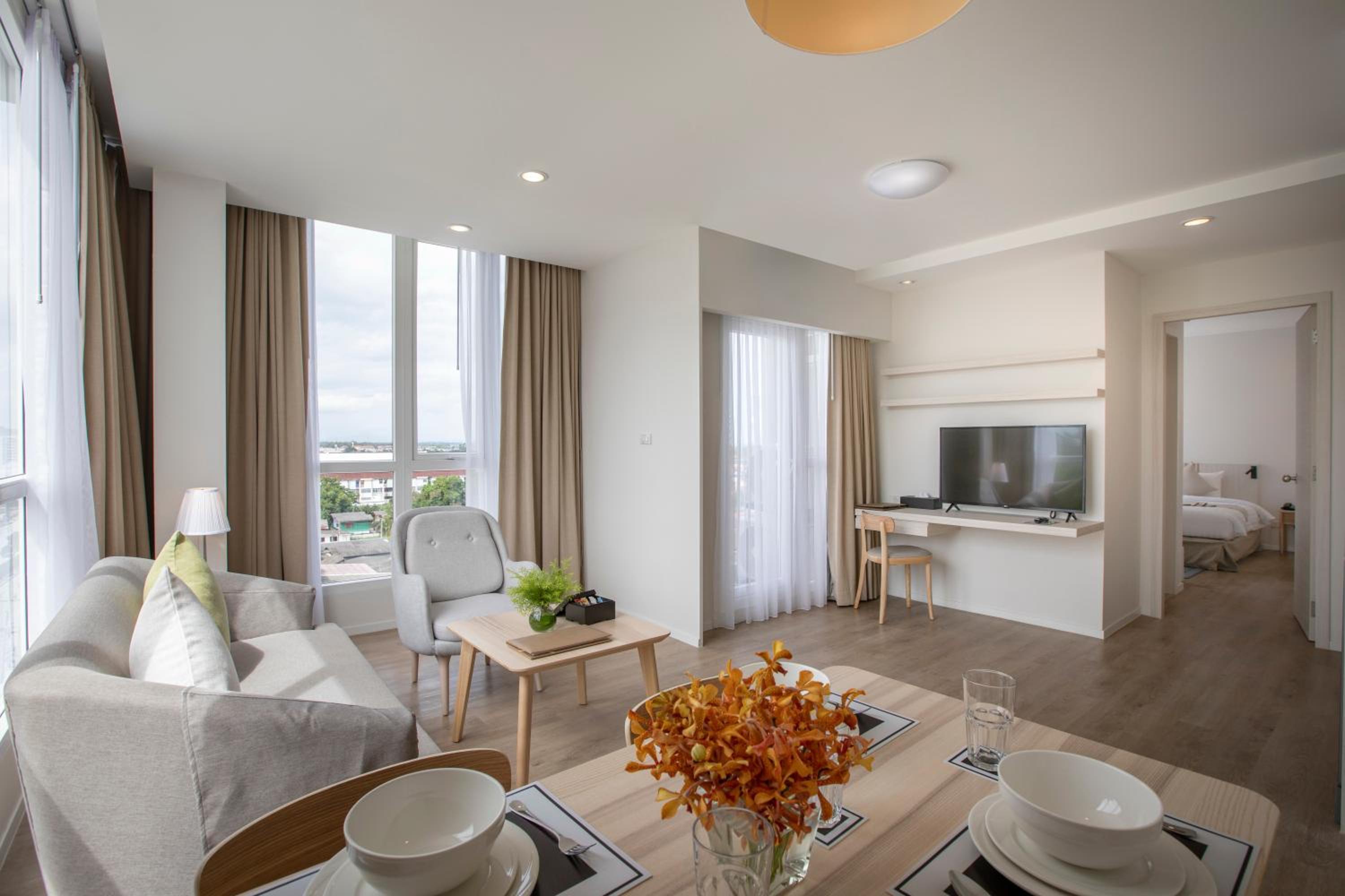 One-Bedroom Suite - Photo 1