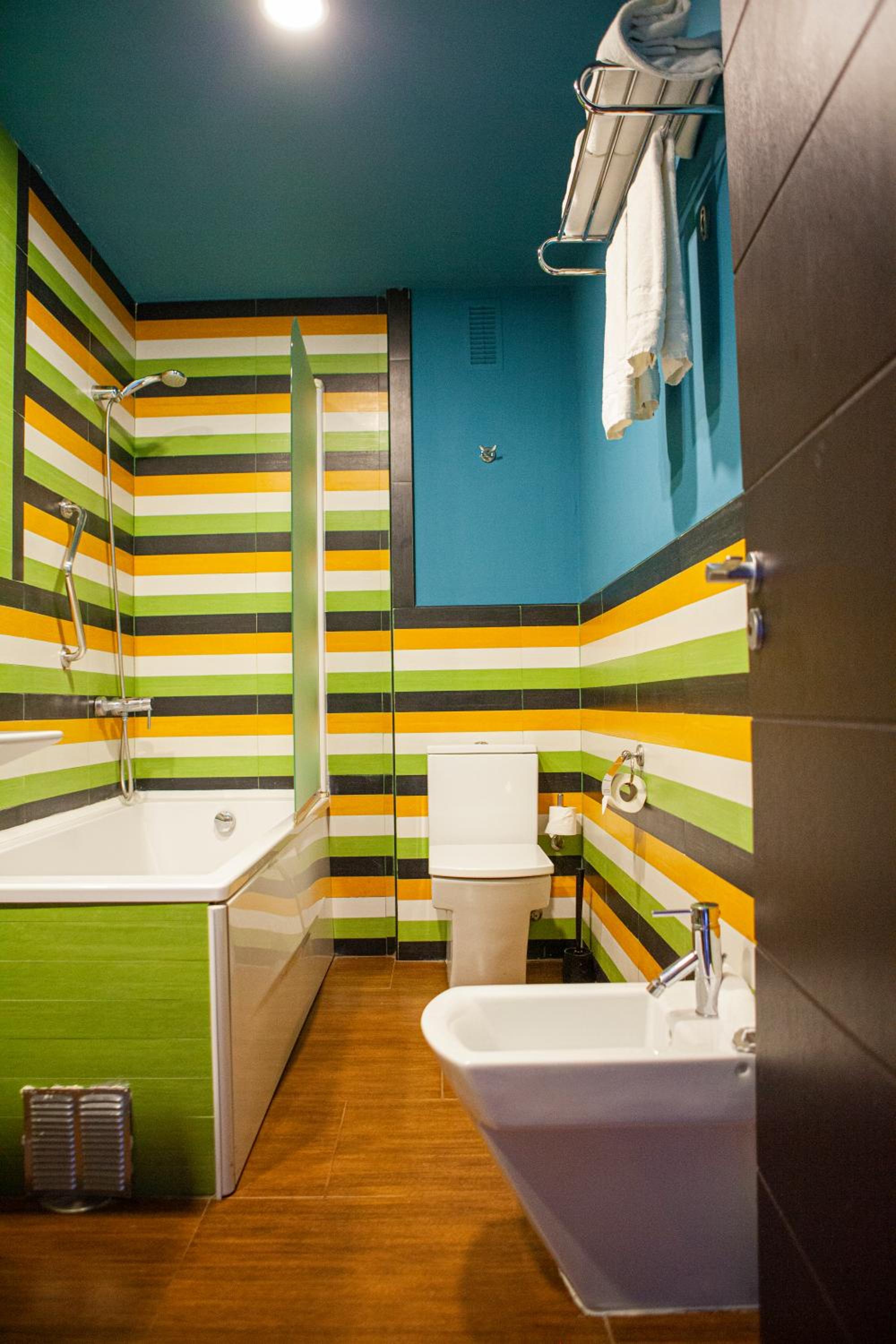 Double/Twin Room - Photo 7
