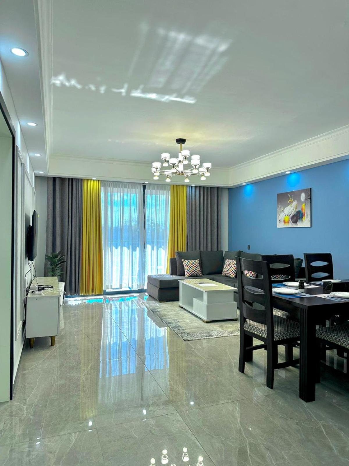 Three-Bedroom Apartment photo 1