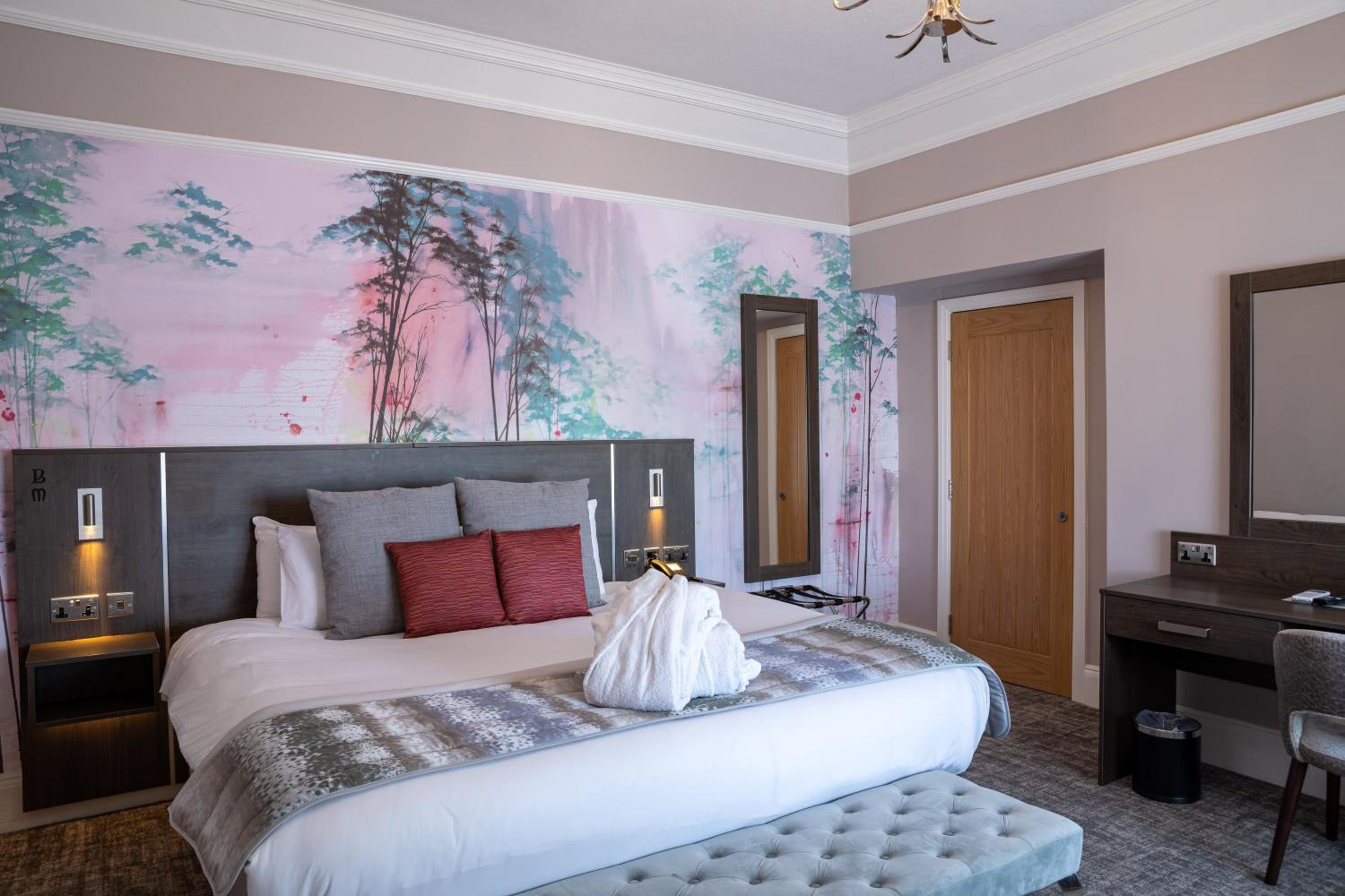 Executive King Room - Non-Smoking - Photo 4