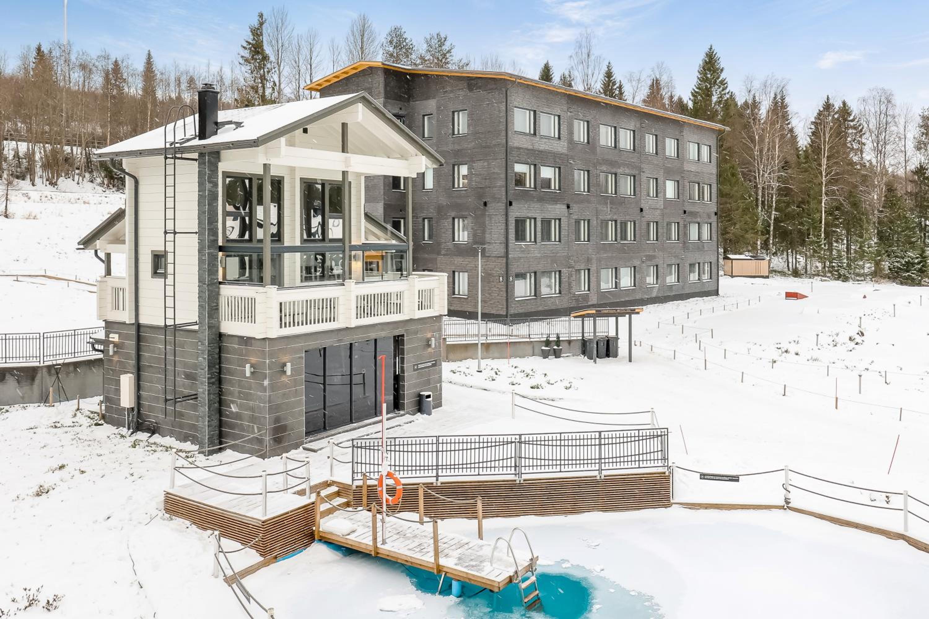 Apartment with Lakeview, sauna and balcony photo 1