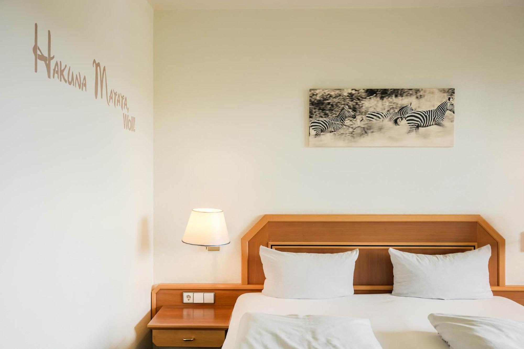 Standard Double Room - Photo 7