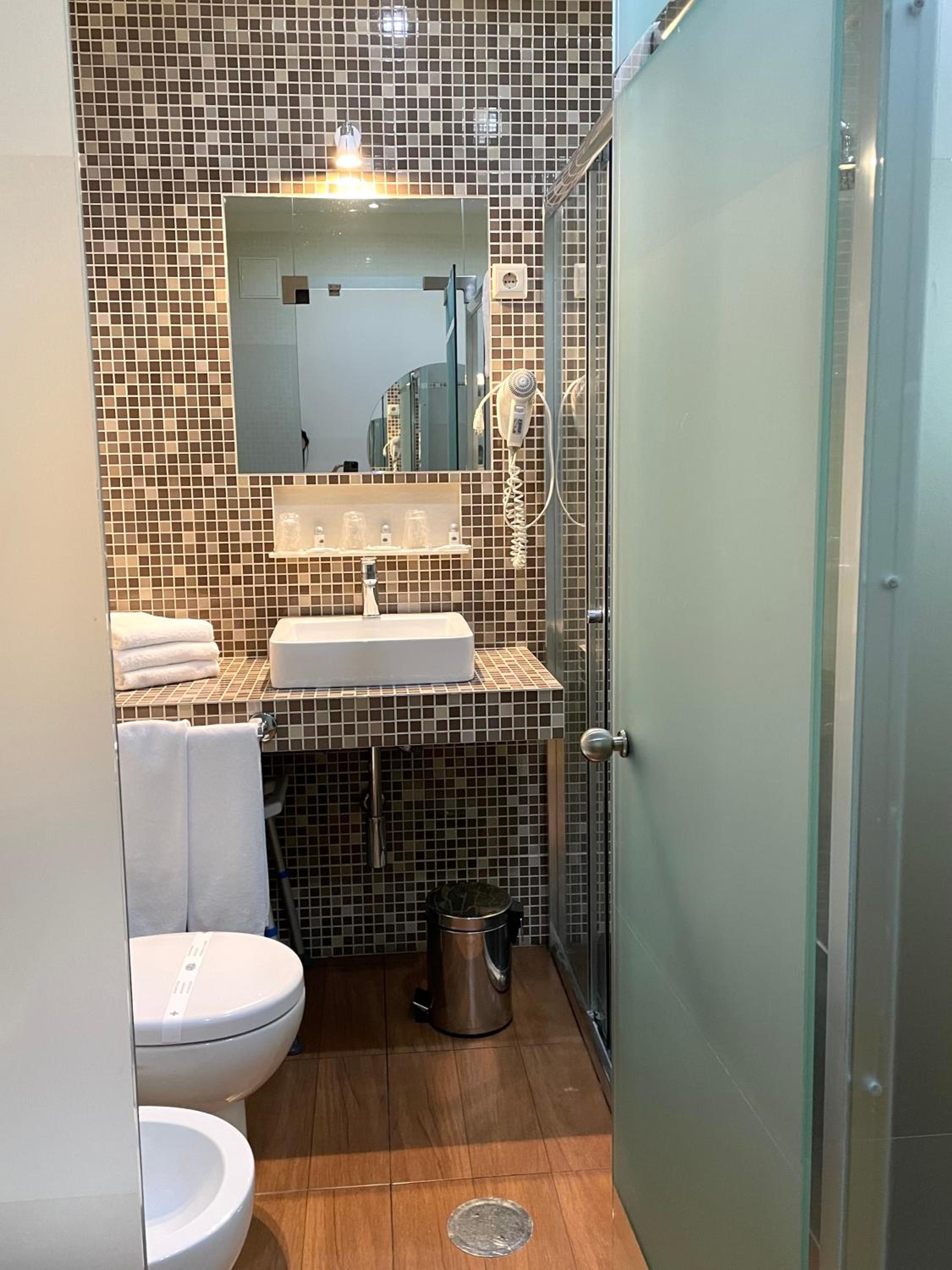 Superior Triple Room - Photo 5