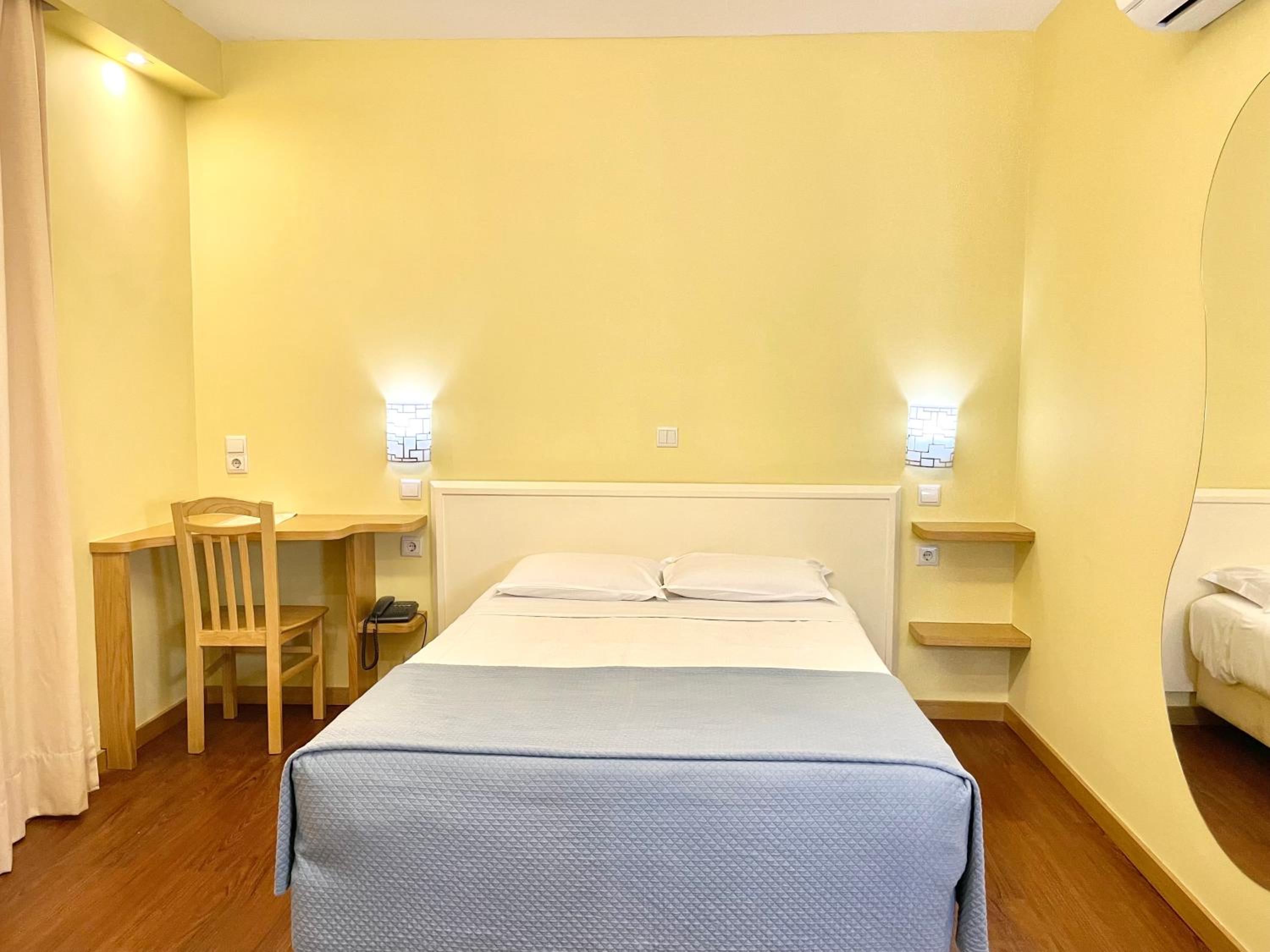 Superior Double or Twin Room - Photo 1