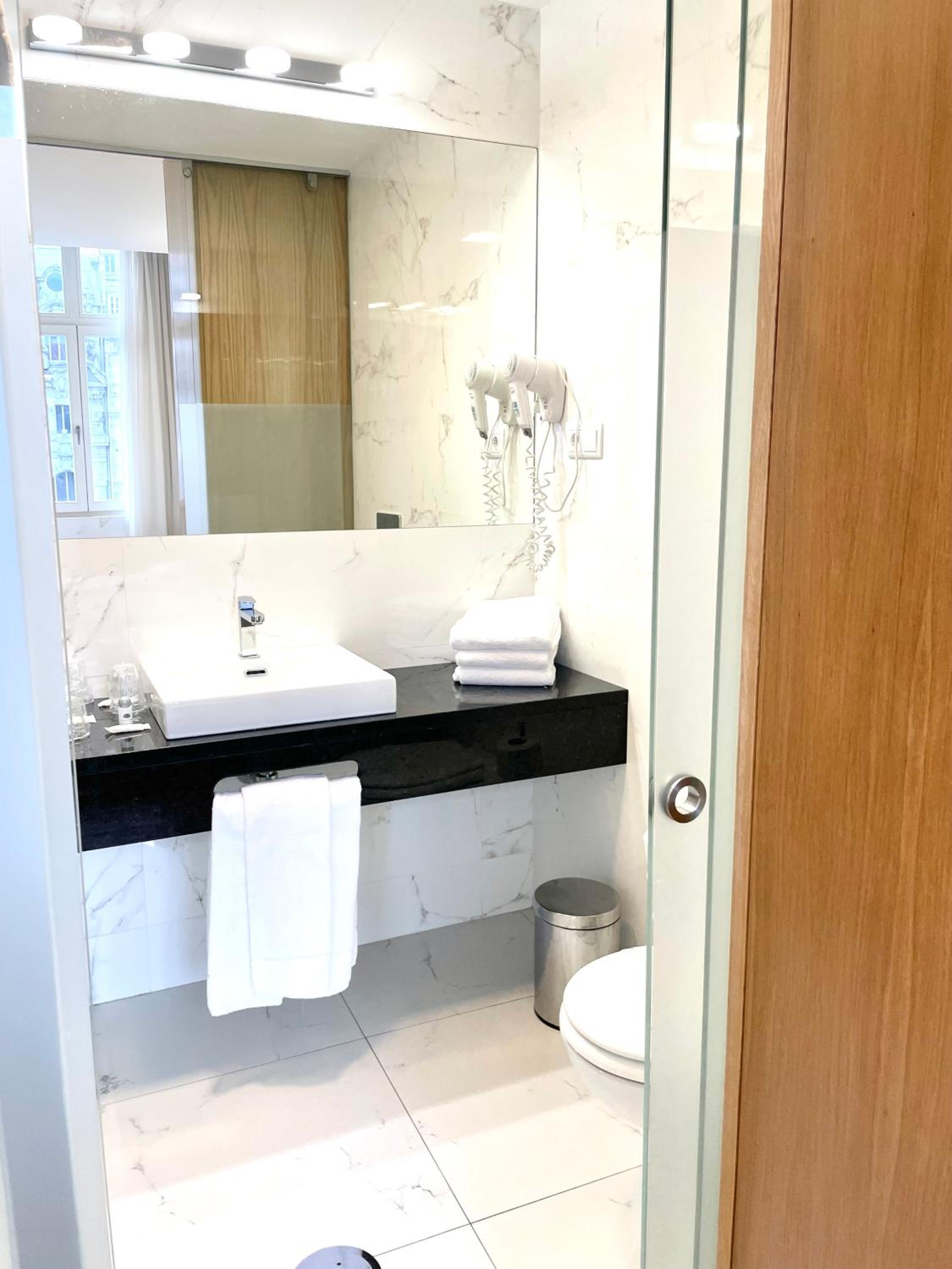 Superior Triple Room - Photo 7
