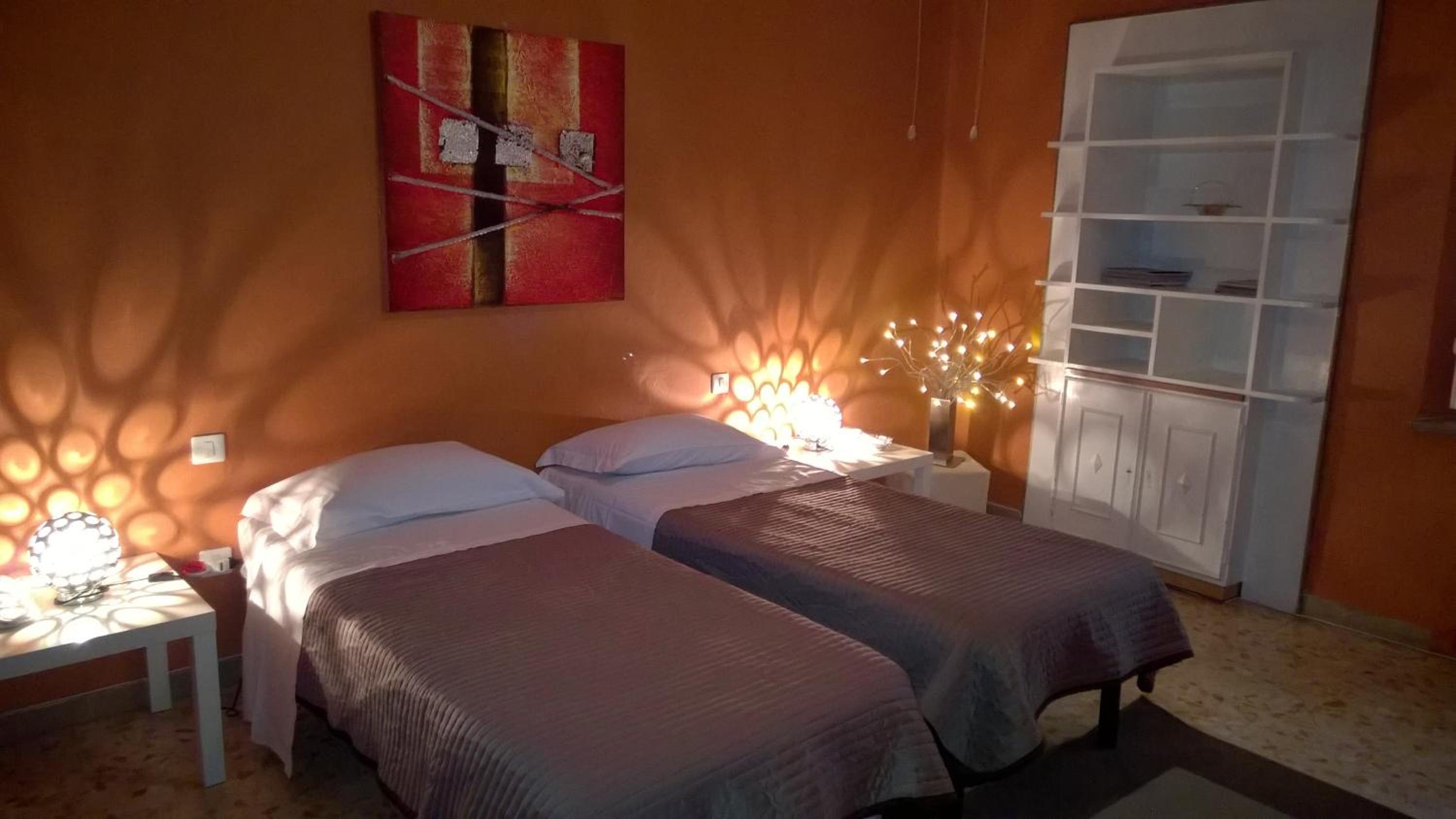 Quadruple Room - Photo 13