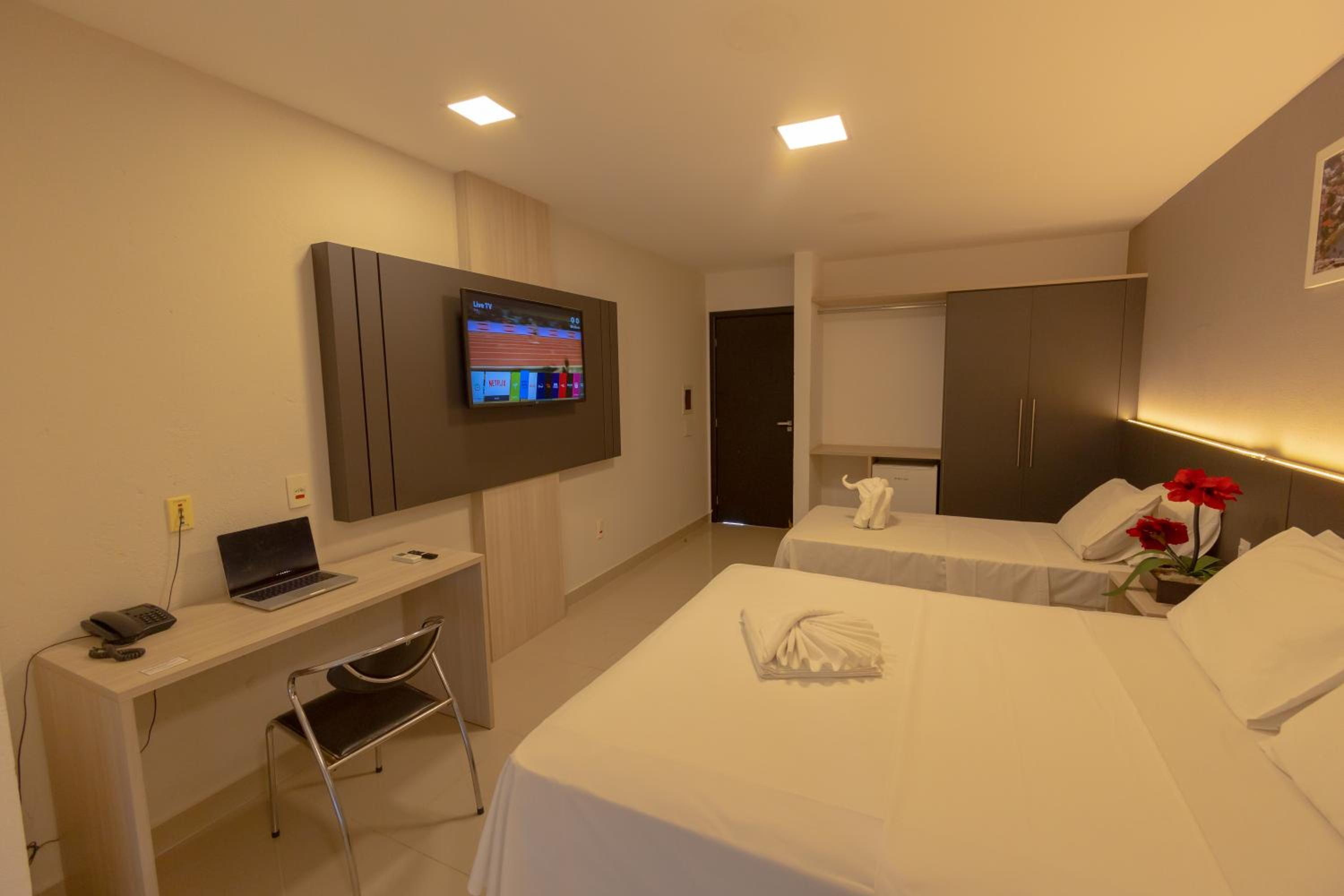 Standard Double or Twin Room photo 3