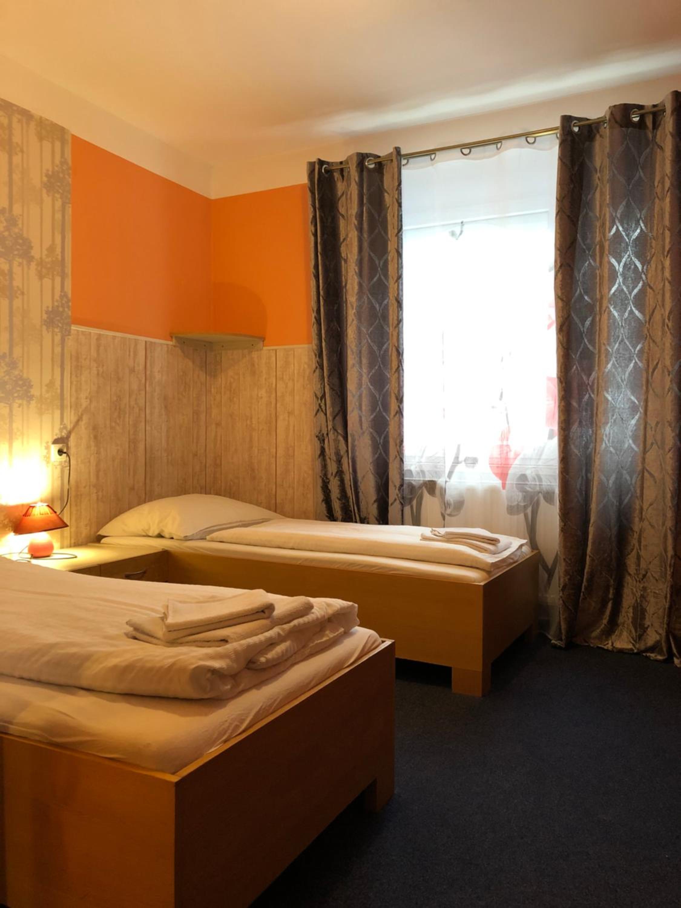 Twin Room with Bathroom photo 3