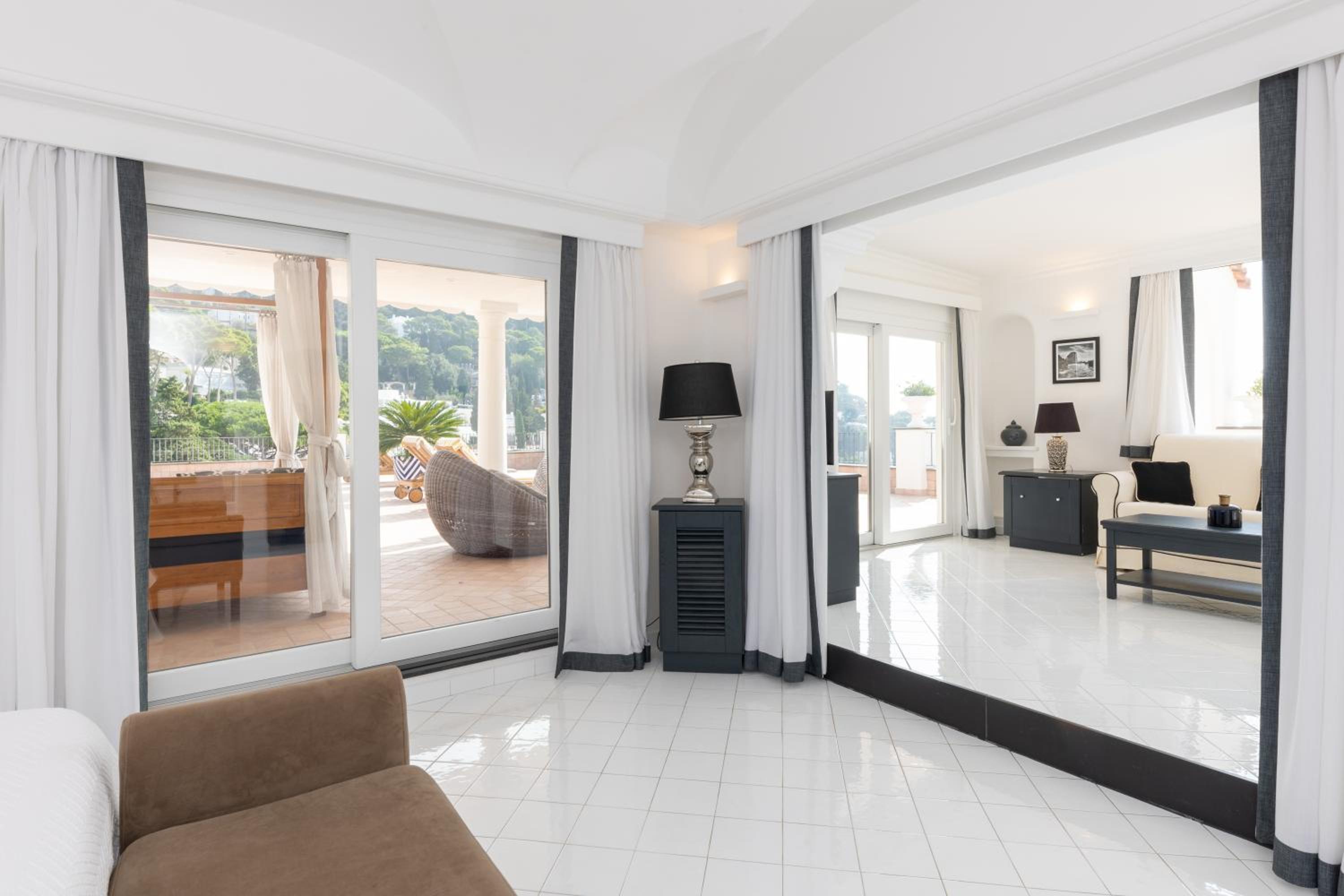 Suite with Spa Bath