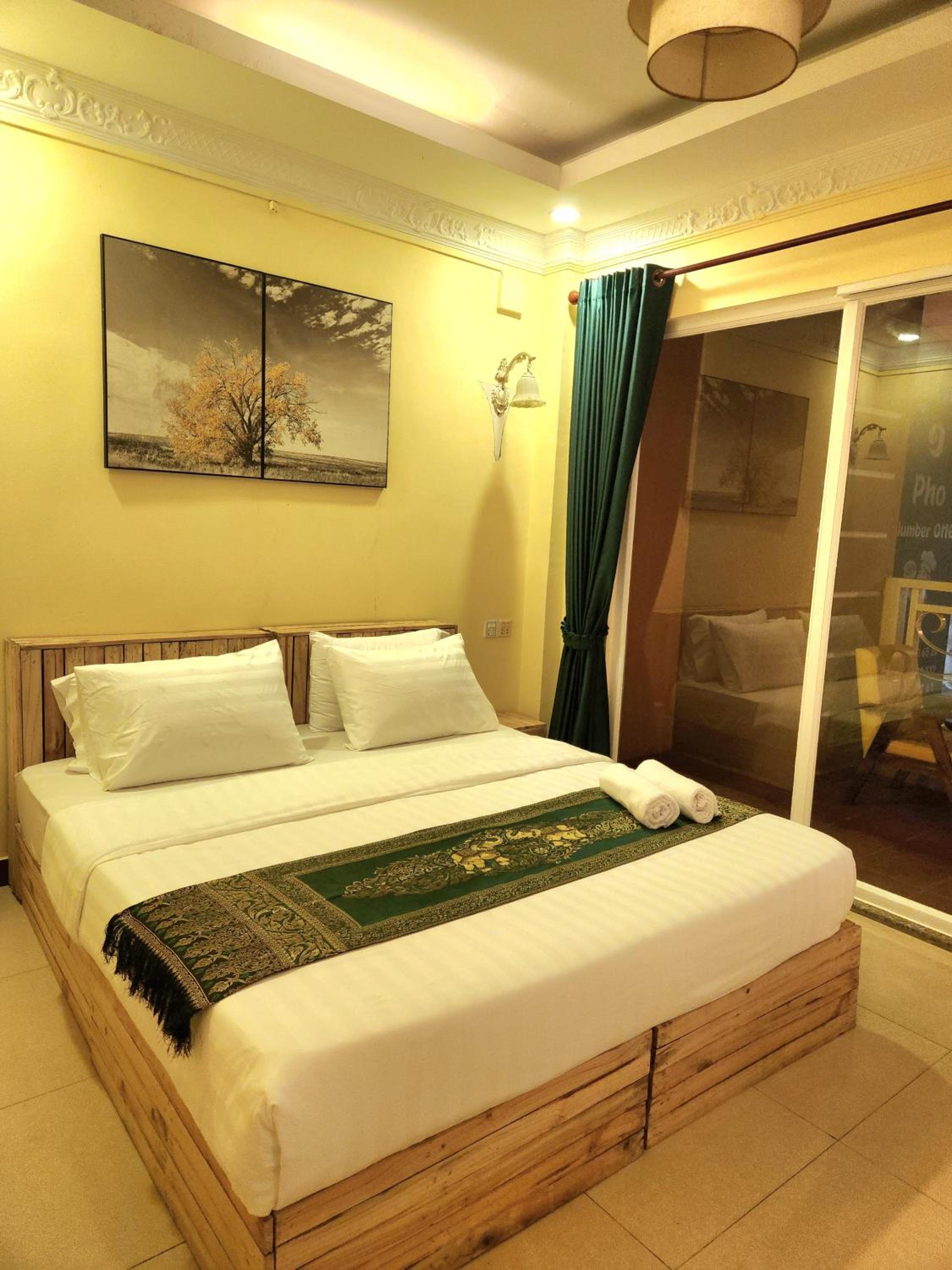 Double Room