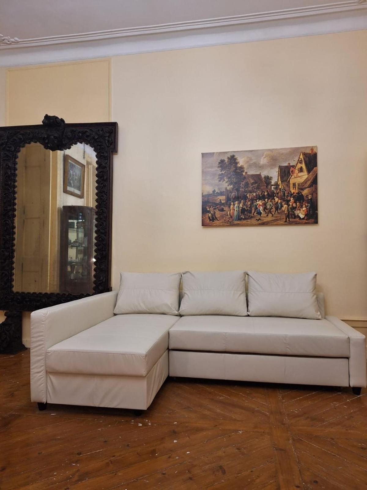 Deluxe Apartment photo 3