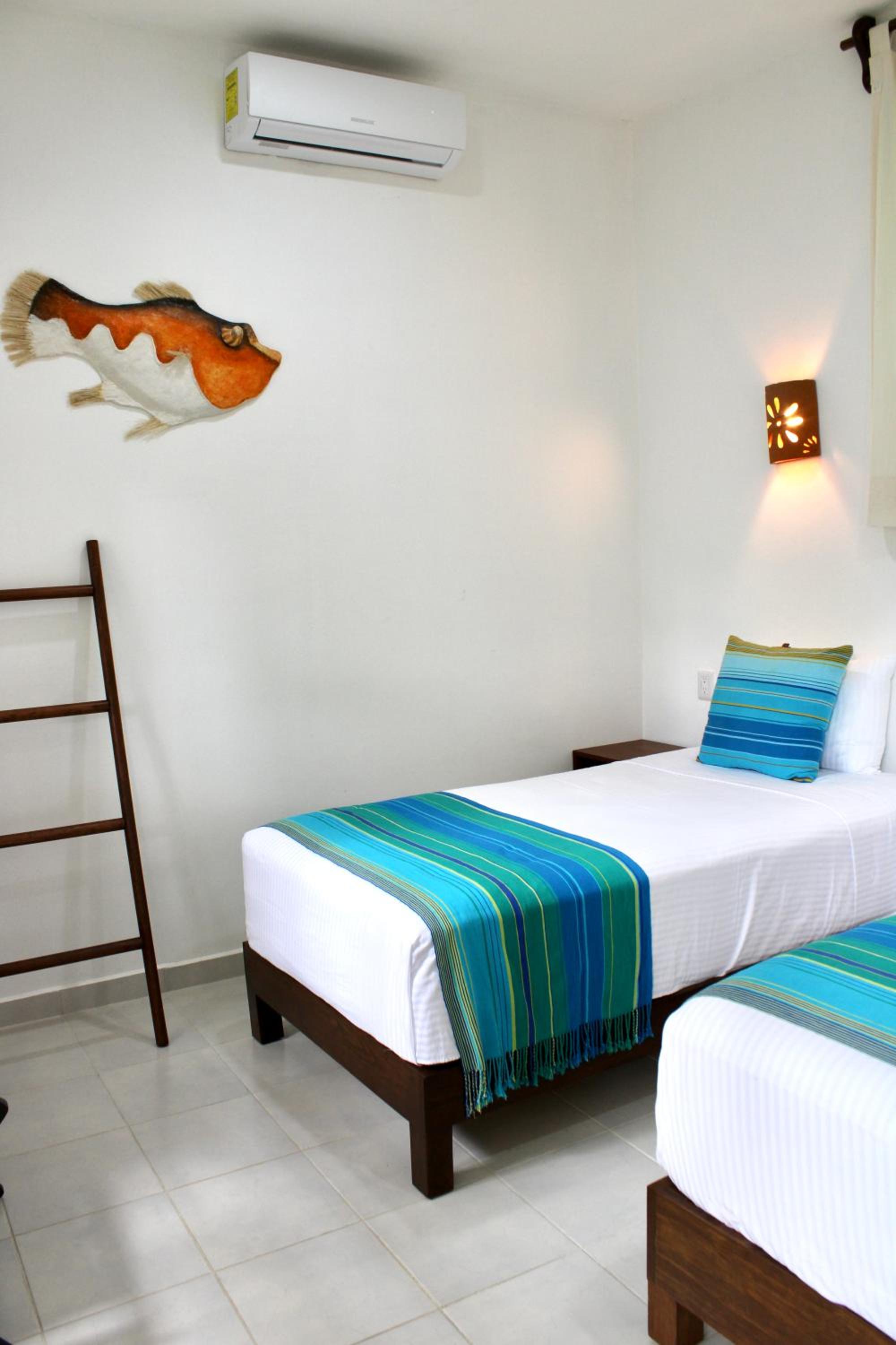 Double Room - Photo 13