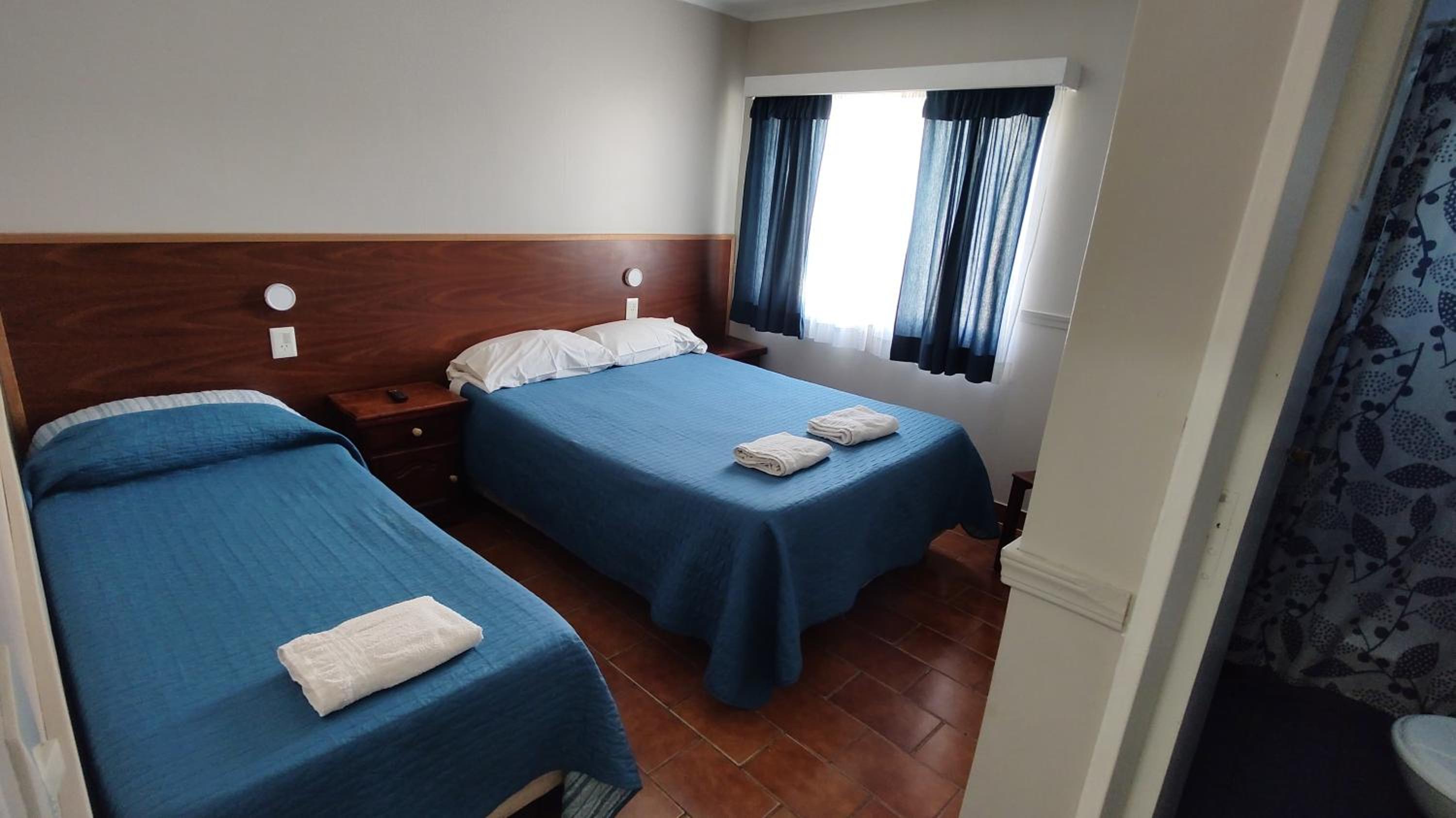 Triple Room with Private Bathroom photo 1