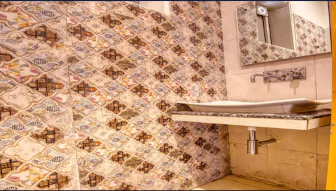 Deluxe Room - Photo 7