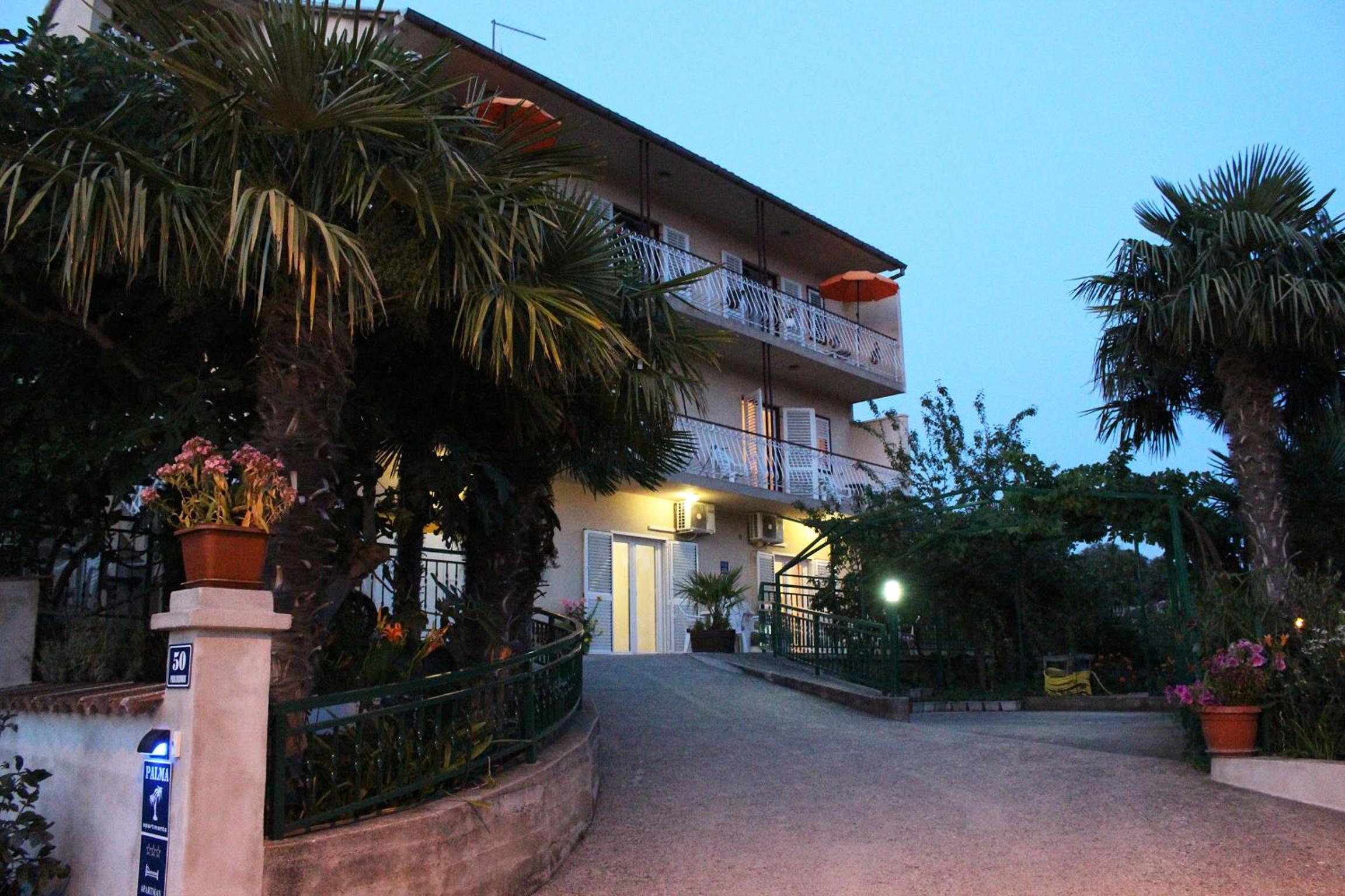 Studio with Terrace (3 Adults) - Photo 12