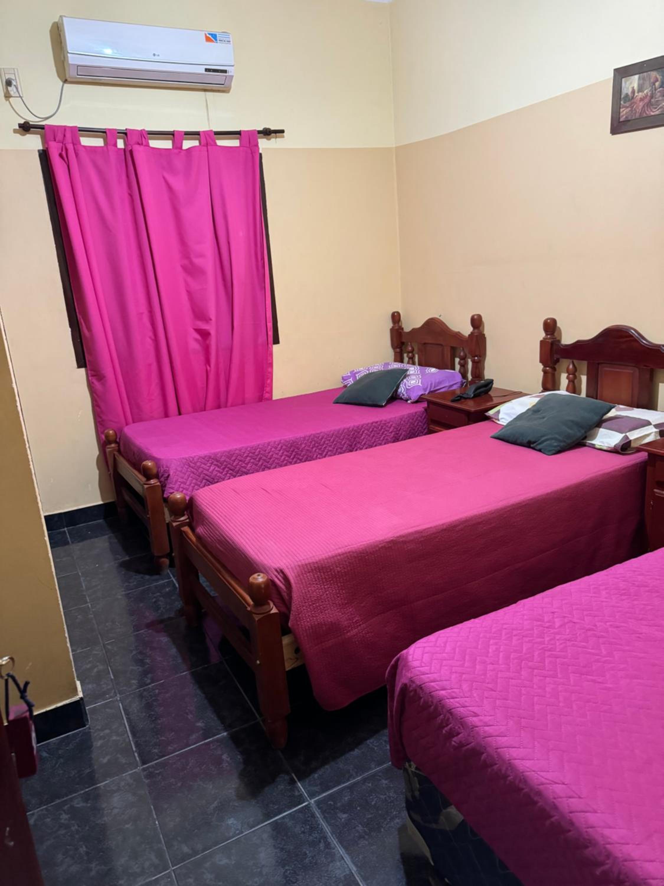 Basic Triple Room photo 2