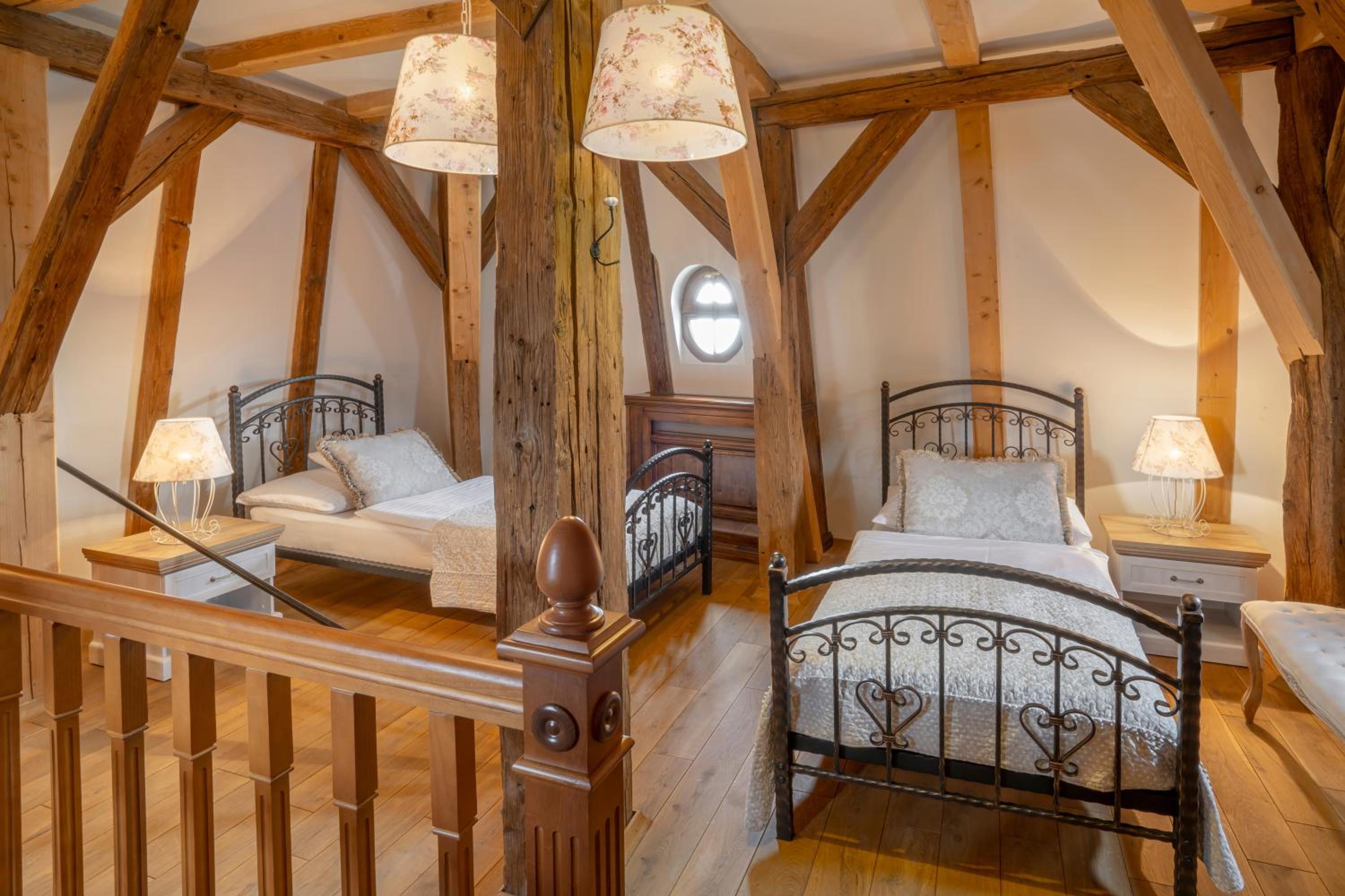Maisonette photo 1
