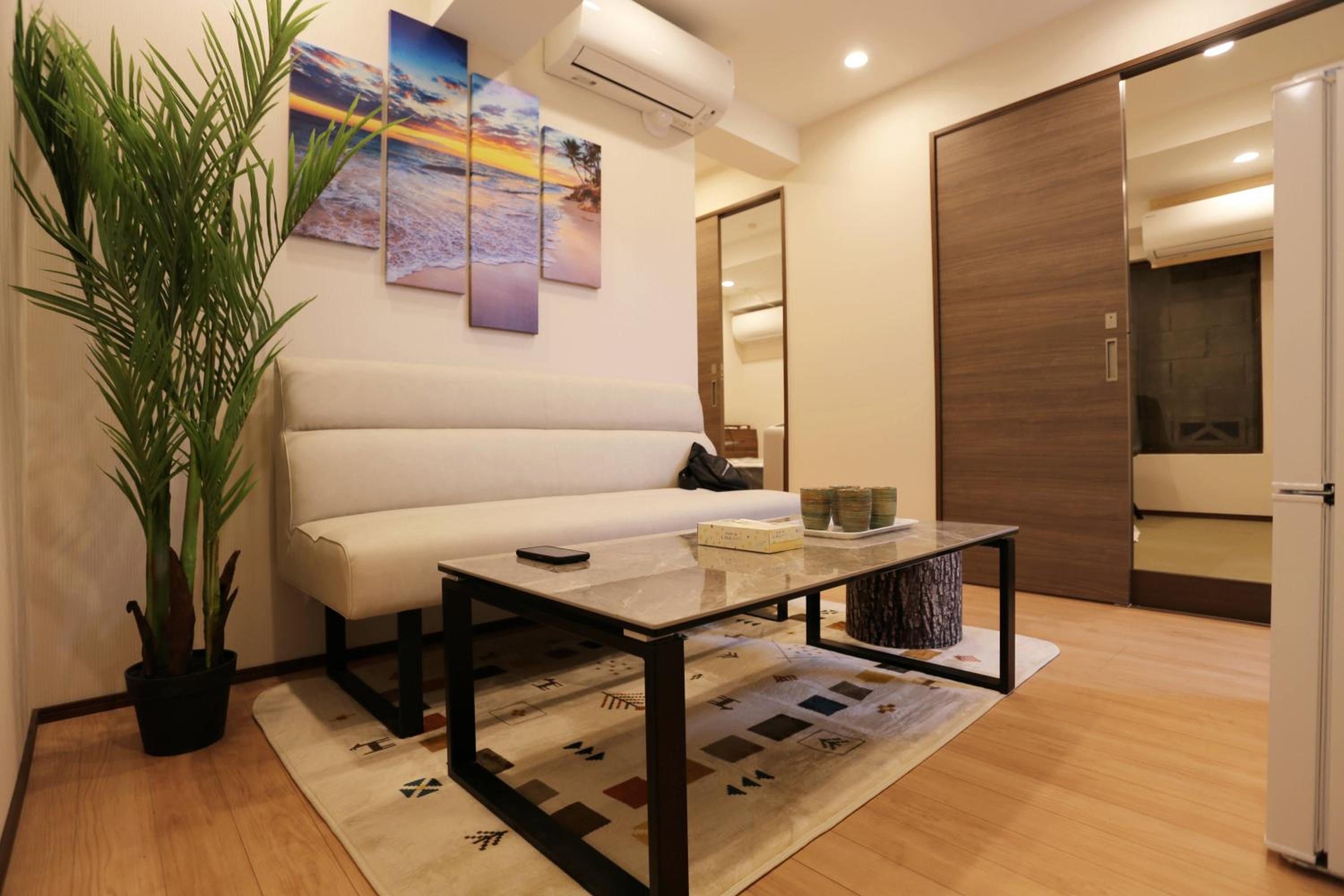 Apartment photo 1