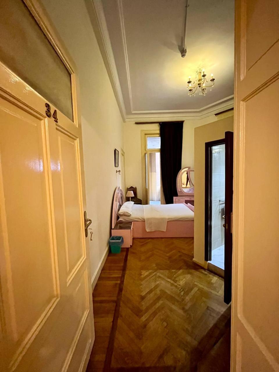Large Double Room photo 2