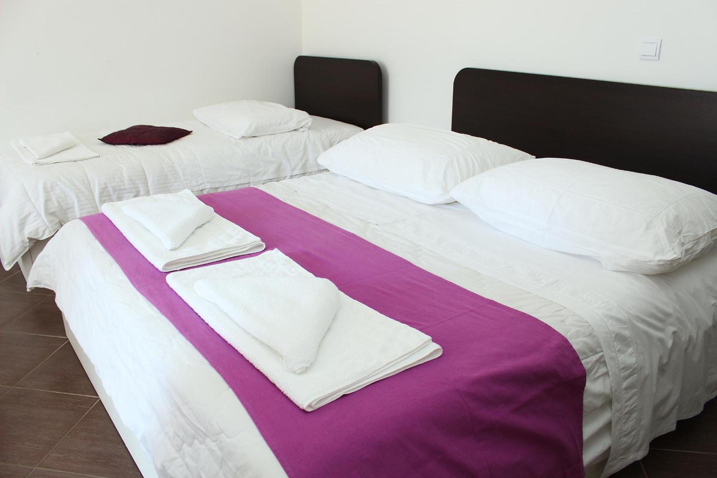 Studio with Terrace (3 Adults) - Photo 3