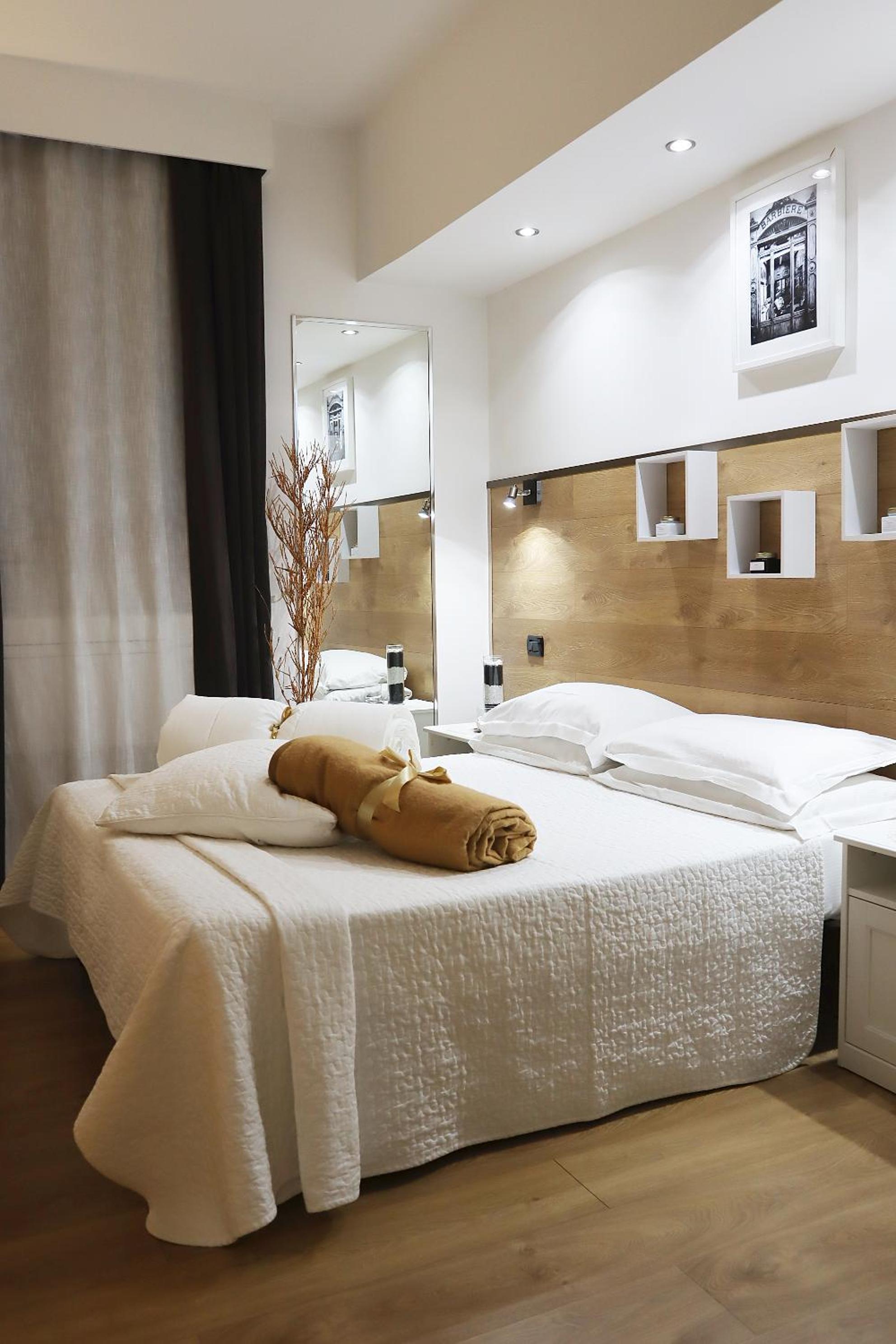 Classic Double Room - Photo 6