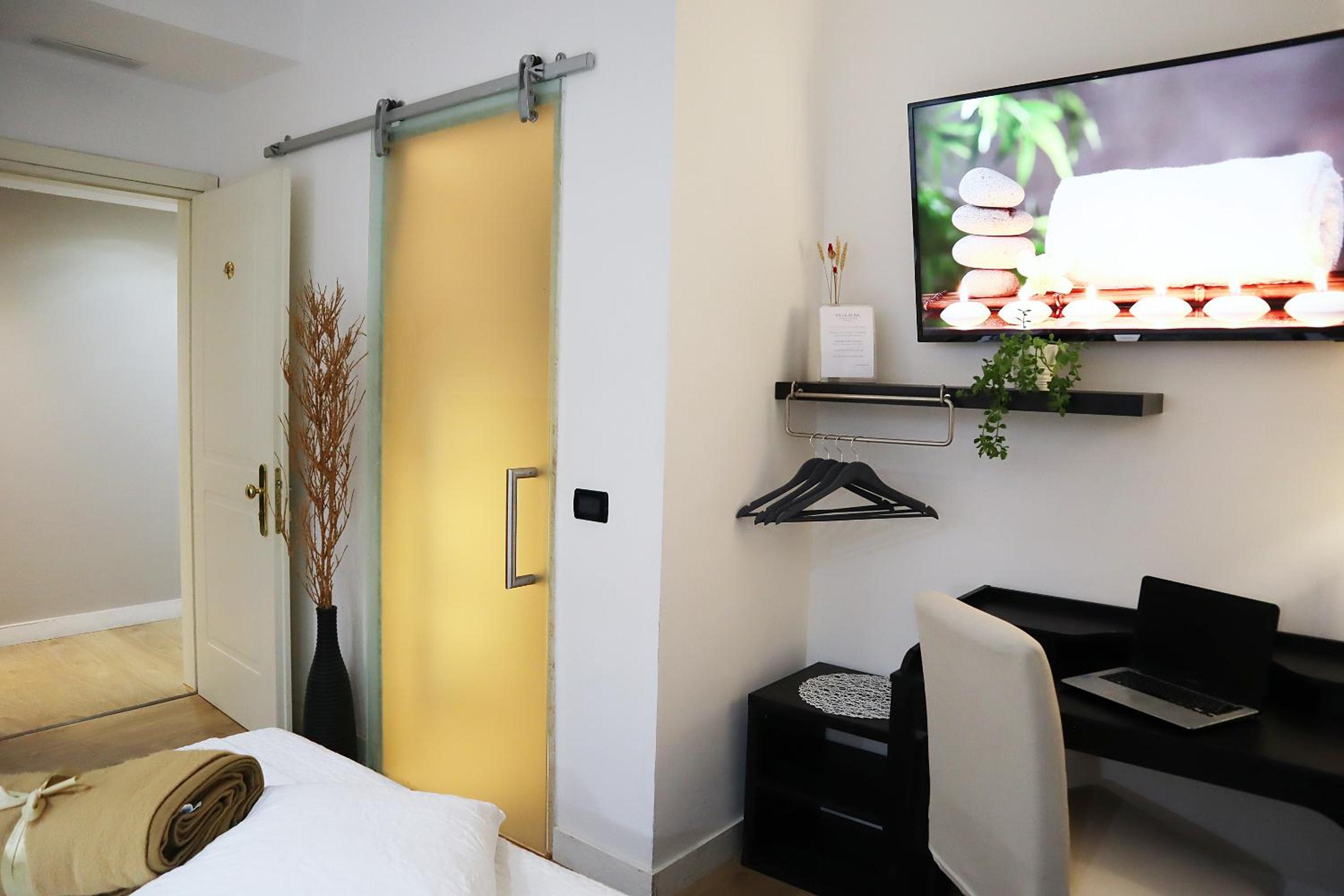 Classic Double Room - Photo 3