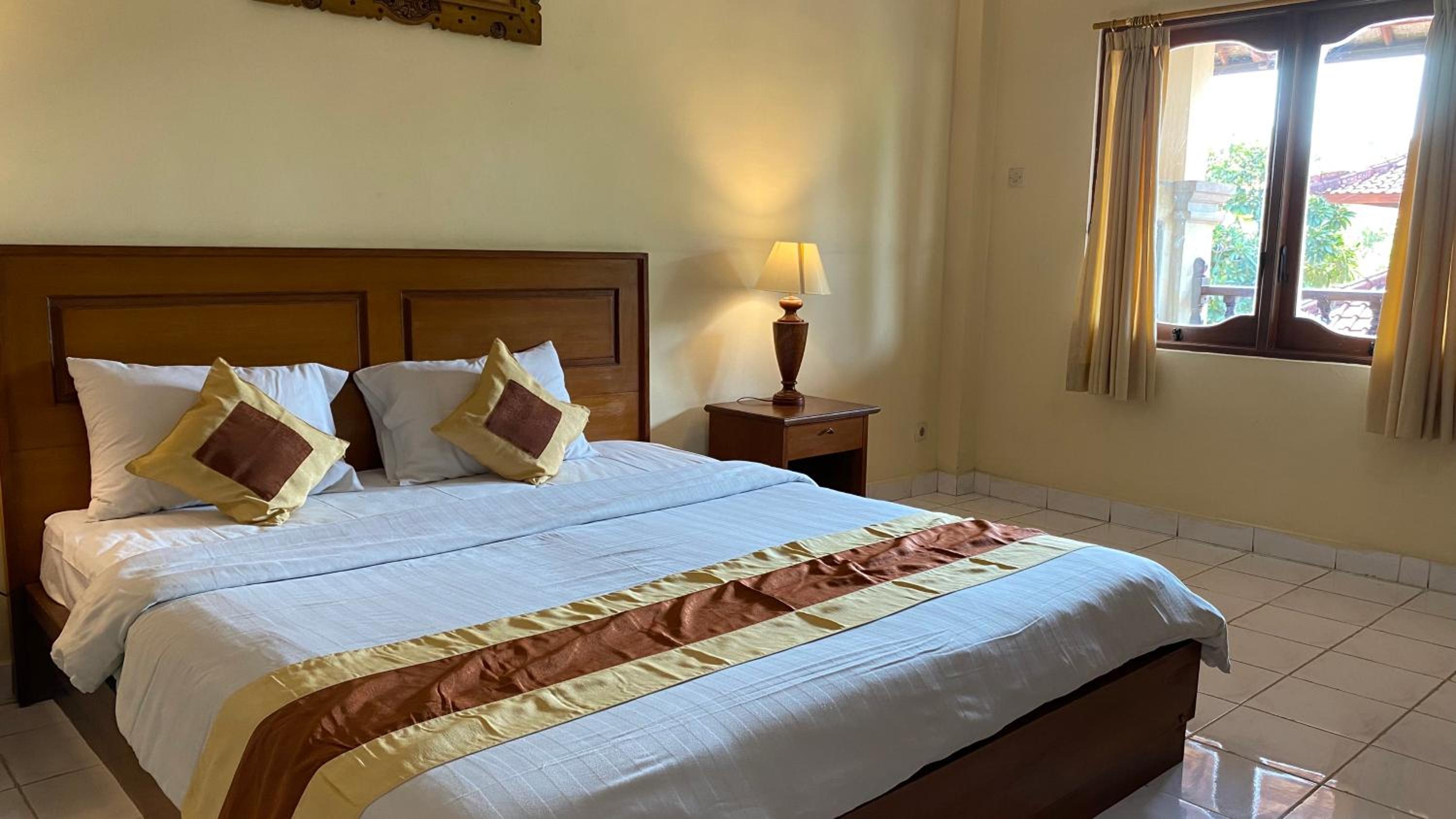 Deluxe Double or Twin Room - Photo 12