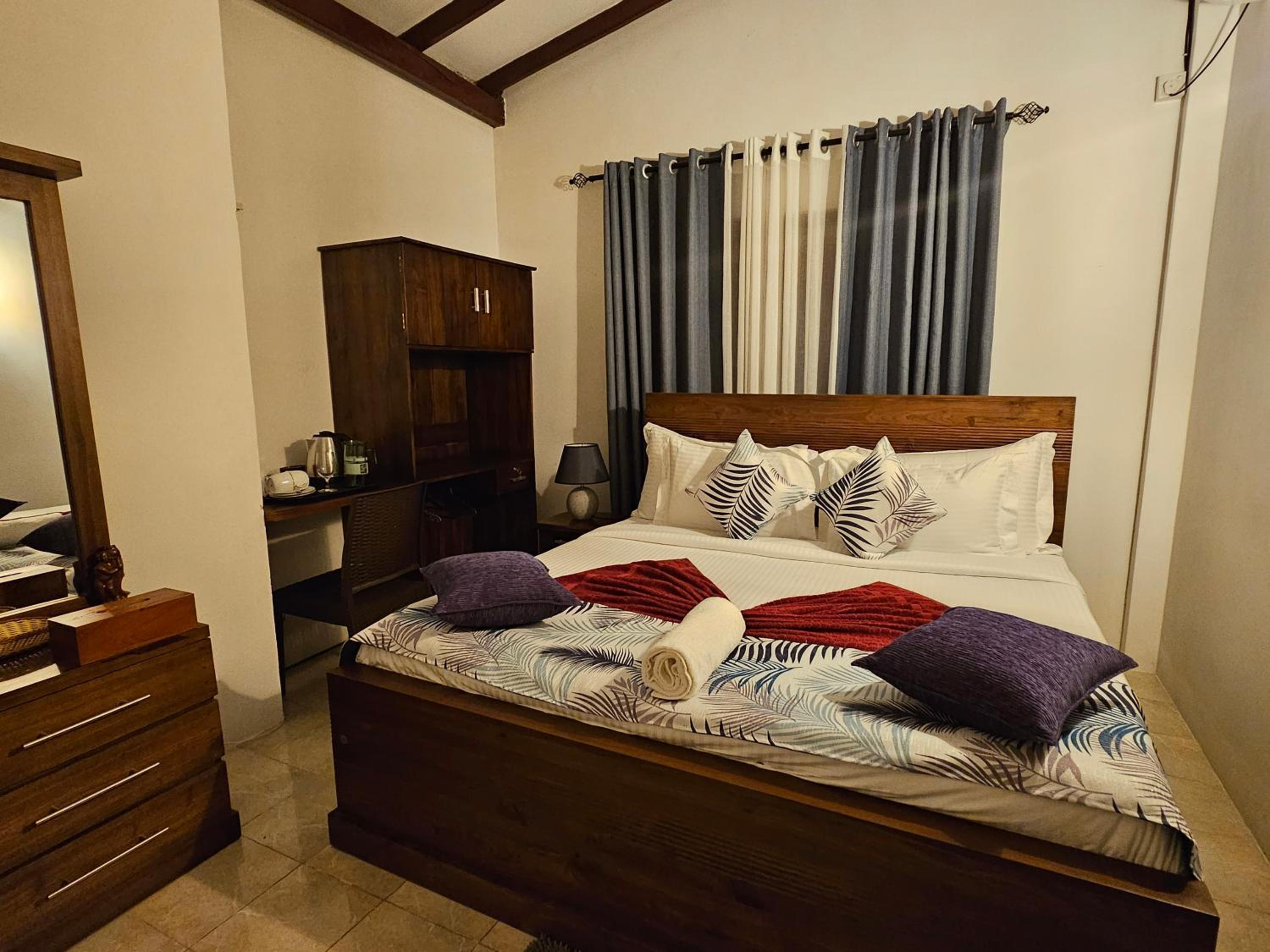 King Room with Pool View photo 1