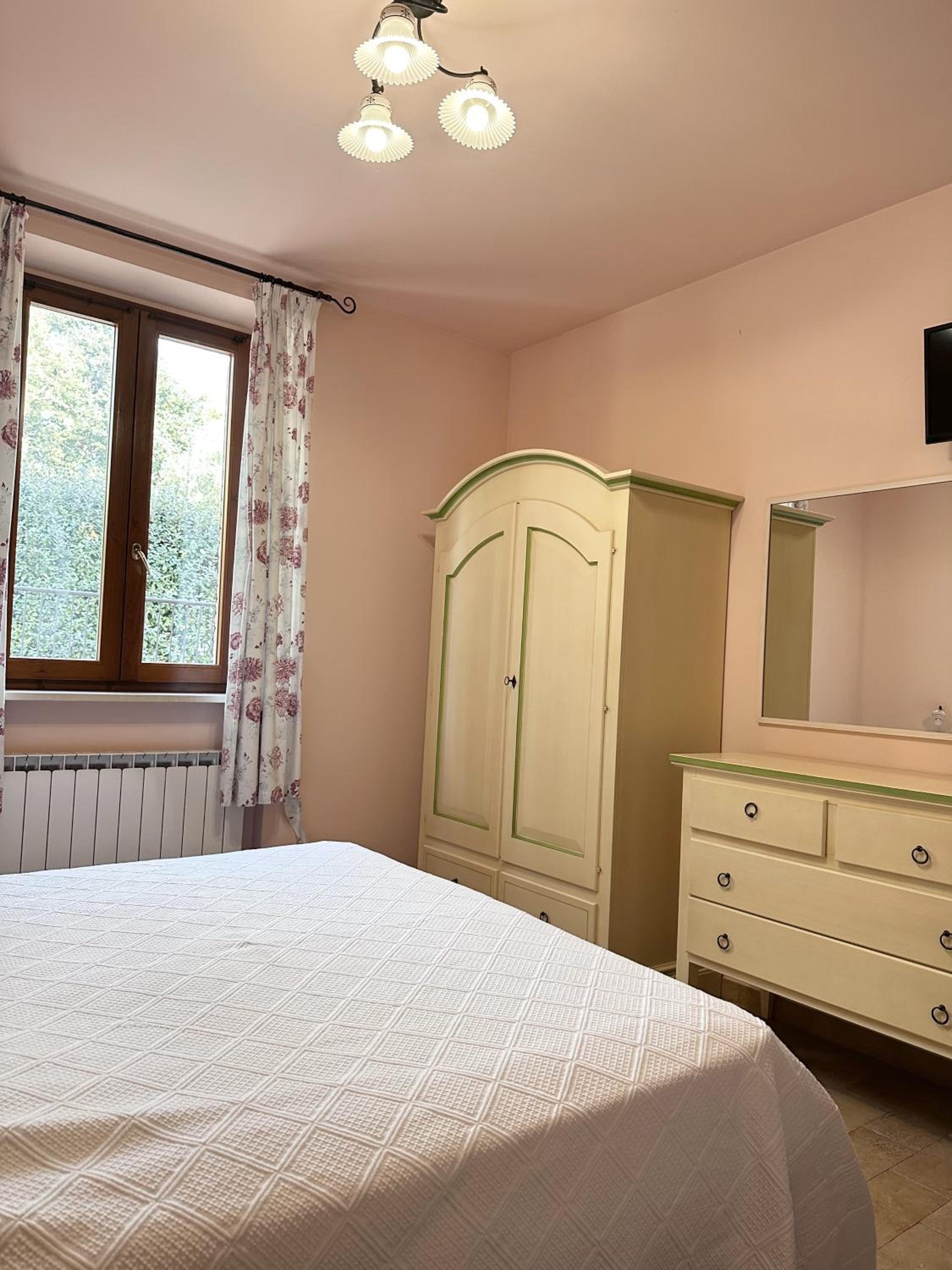 One-Bedroom Apartment with Terrace