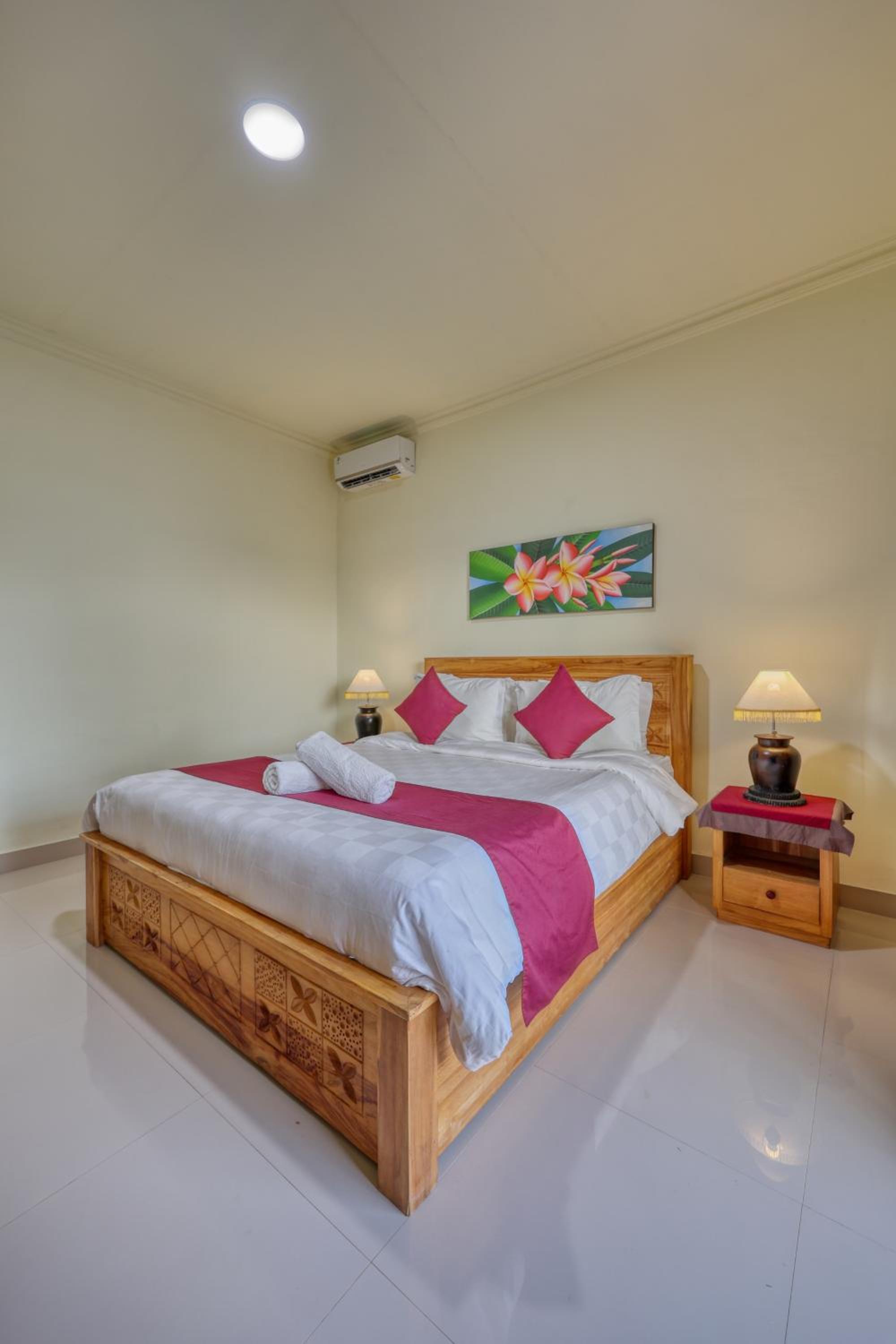 Deluxe Double Room - Photo 8