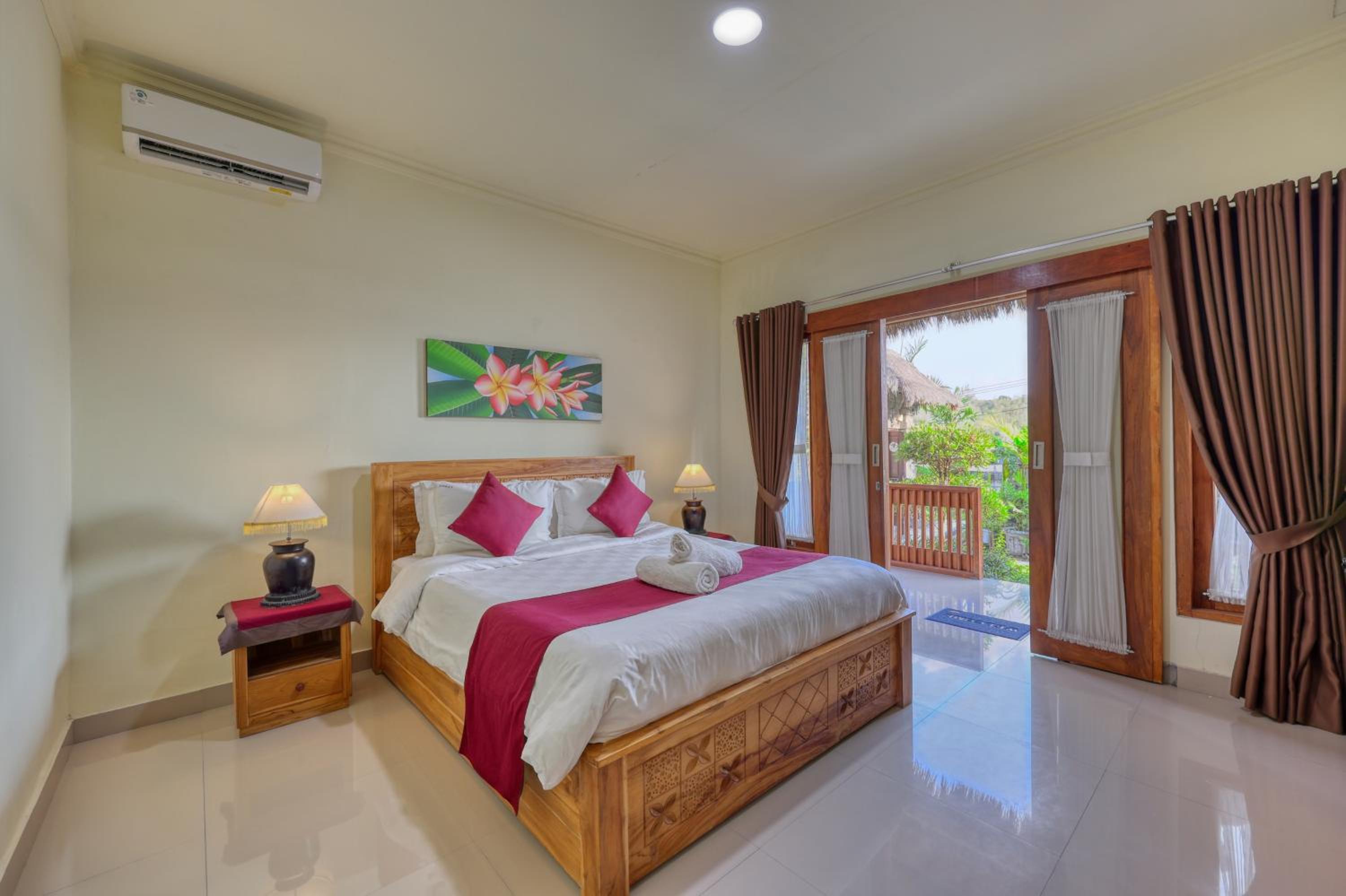 Deluxe Double Room - Photo 14