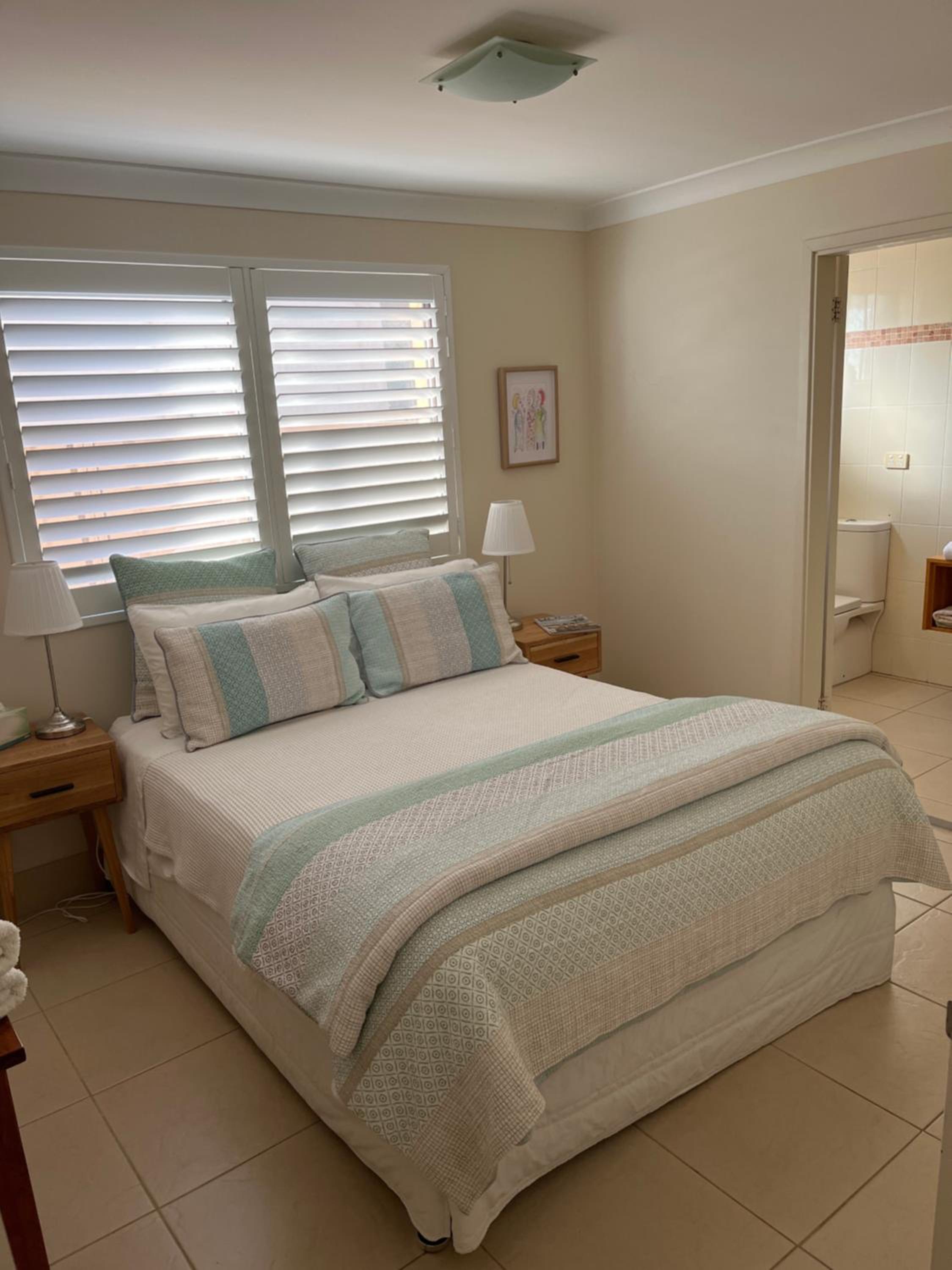 One-Bedroom Apartment - Photo 1