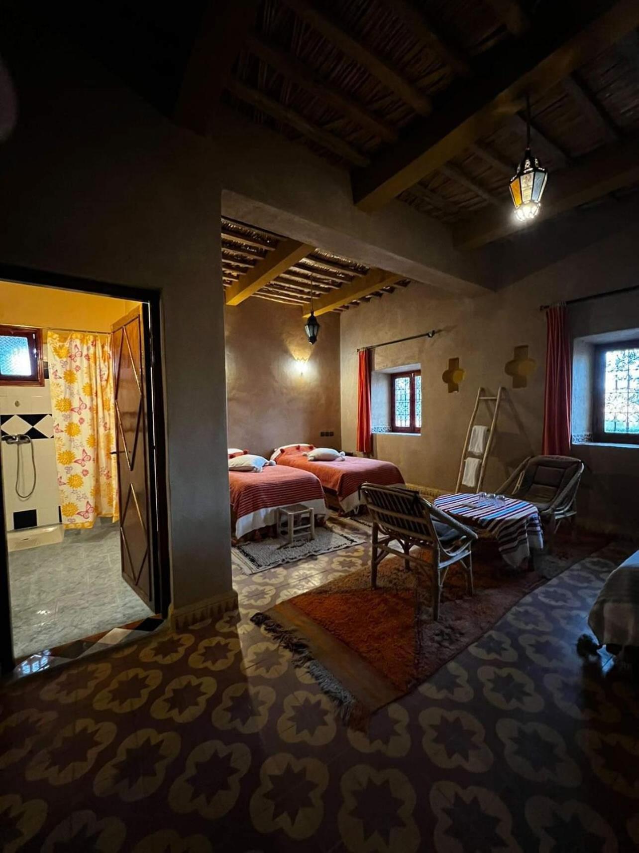 Double or Twin Room with Bathroom photo 1