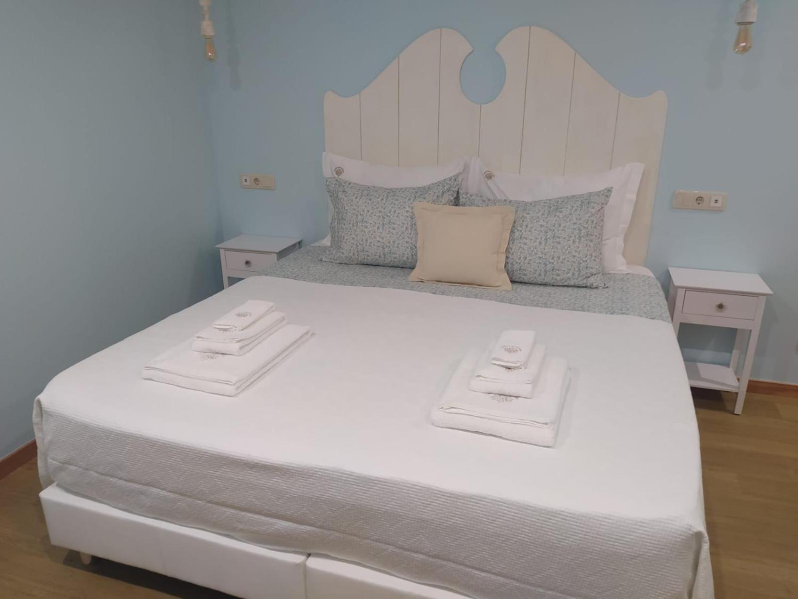 Double or Twin Room with Private Bathroom