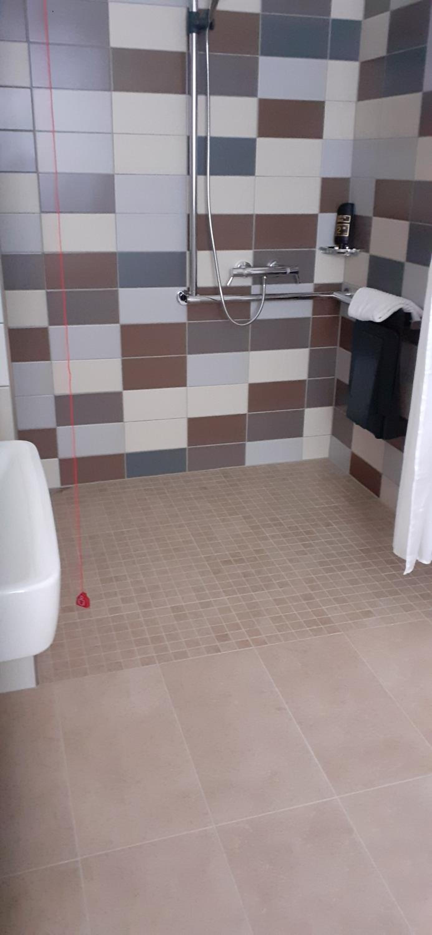 Superior Double Room (barrier-free) - Photo 7