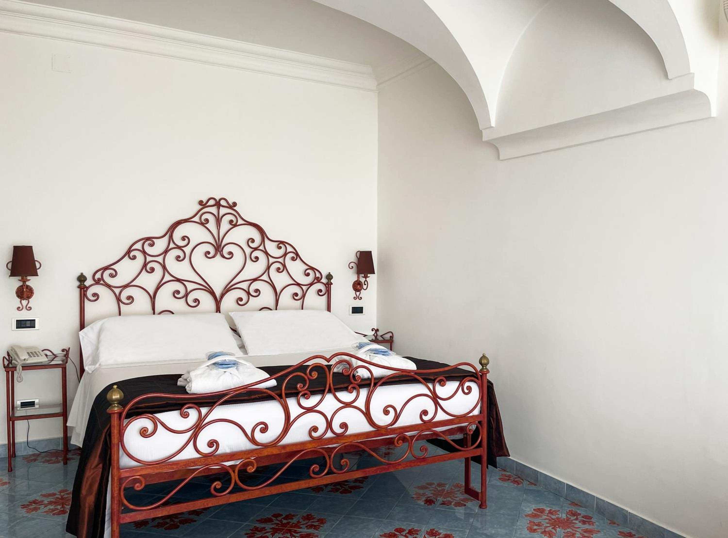 Junior Suite with Terrace and Sea View - Photo 1