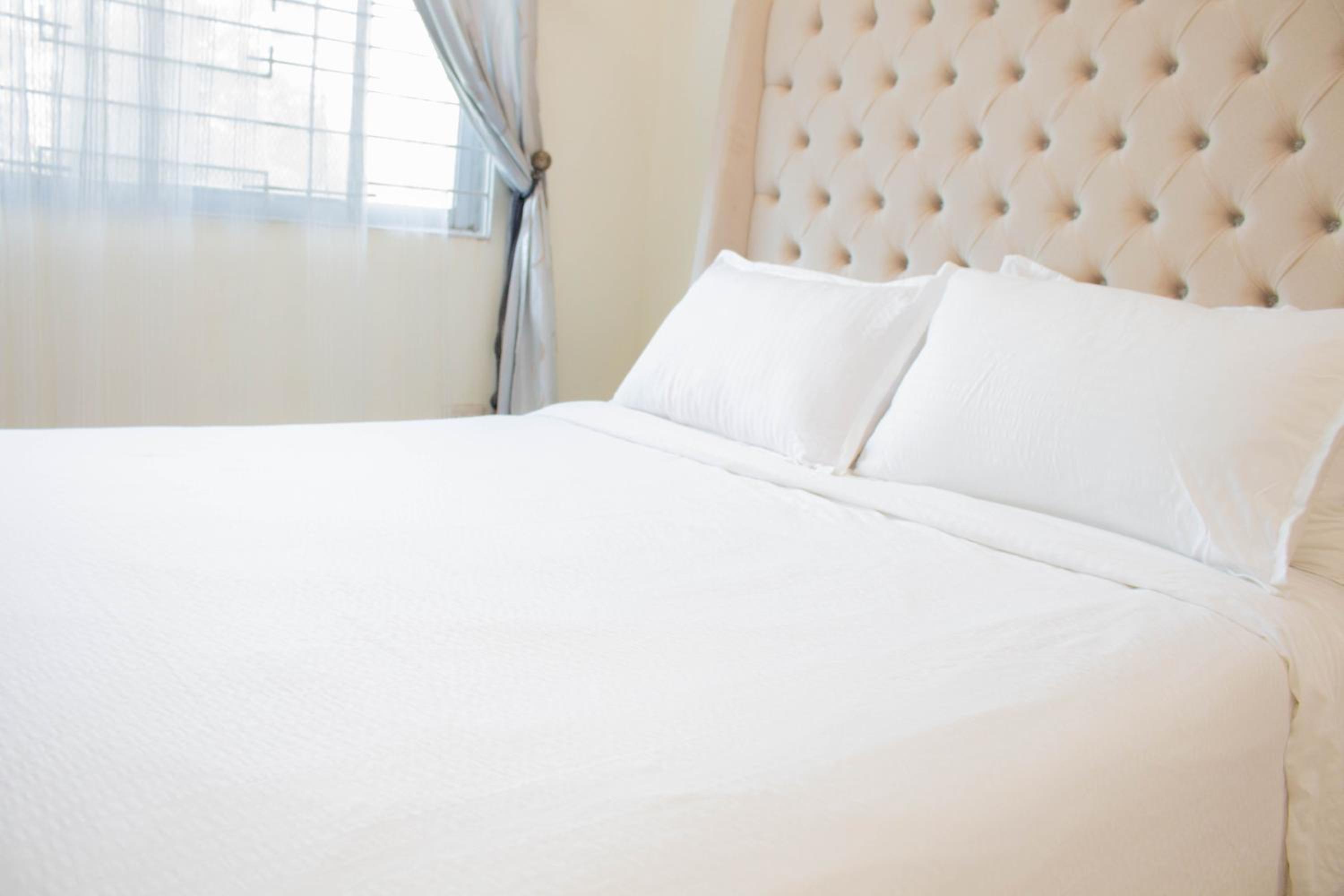 Deluxe Double Room (2 Adults + 1 Child) - Photo 154