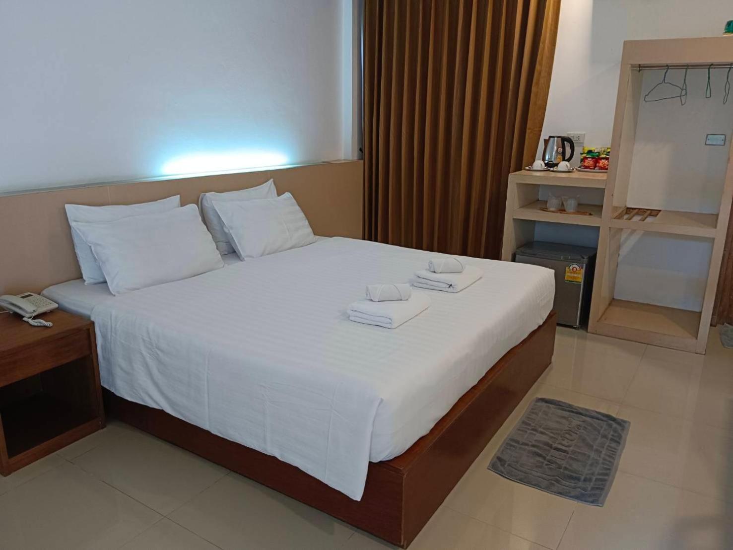 Single Room photo 2