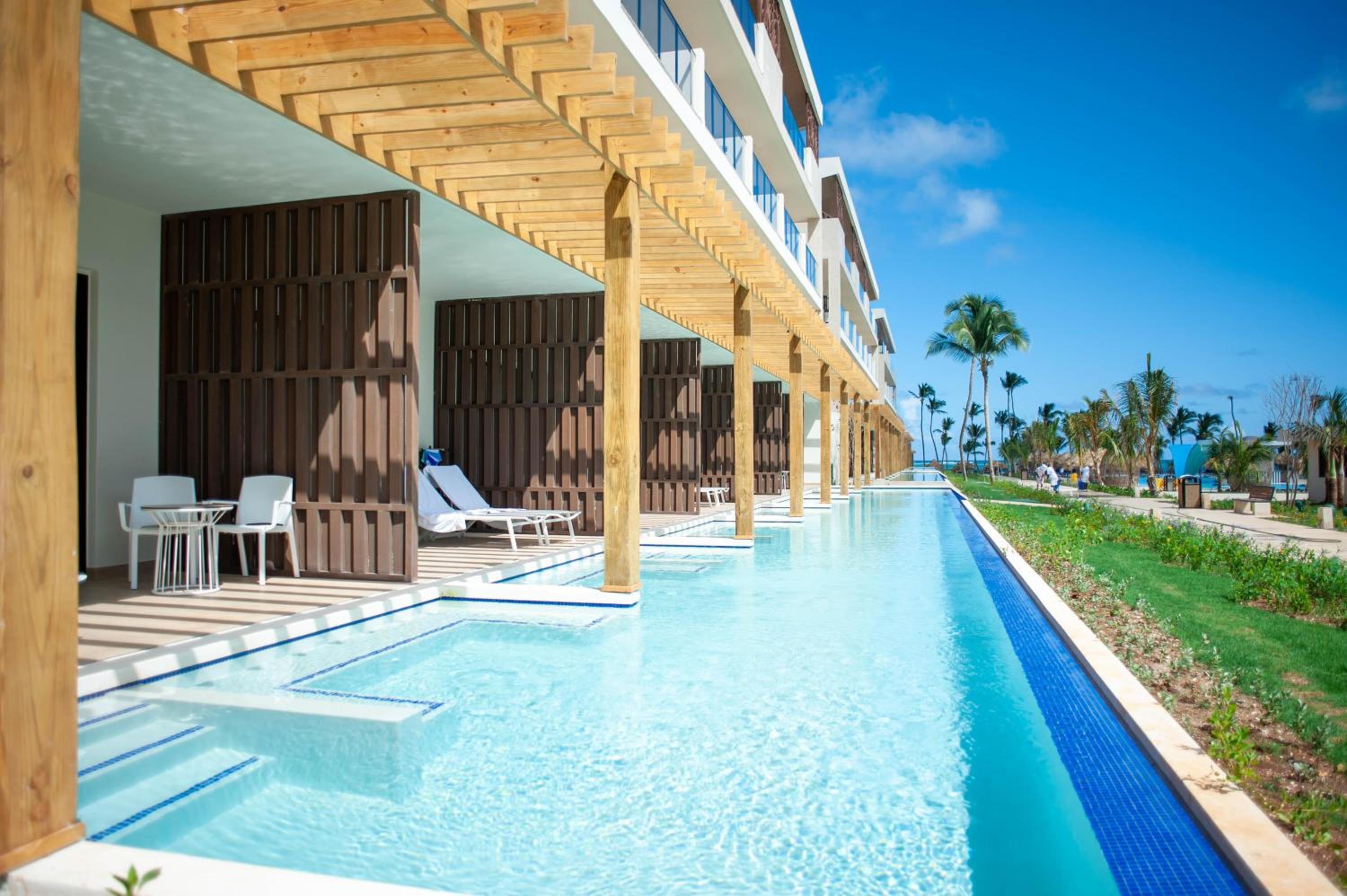 Junior Suite Swim Out Garden View - Photo 16
