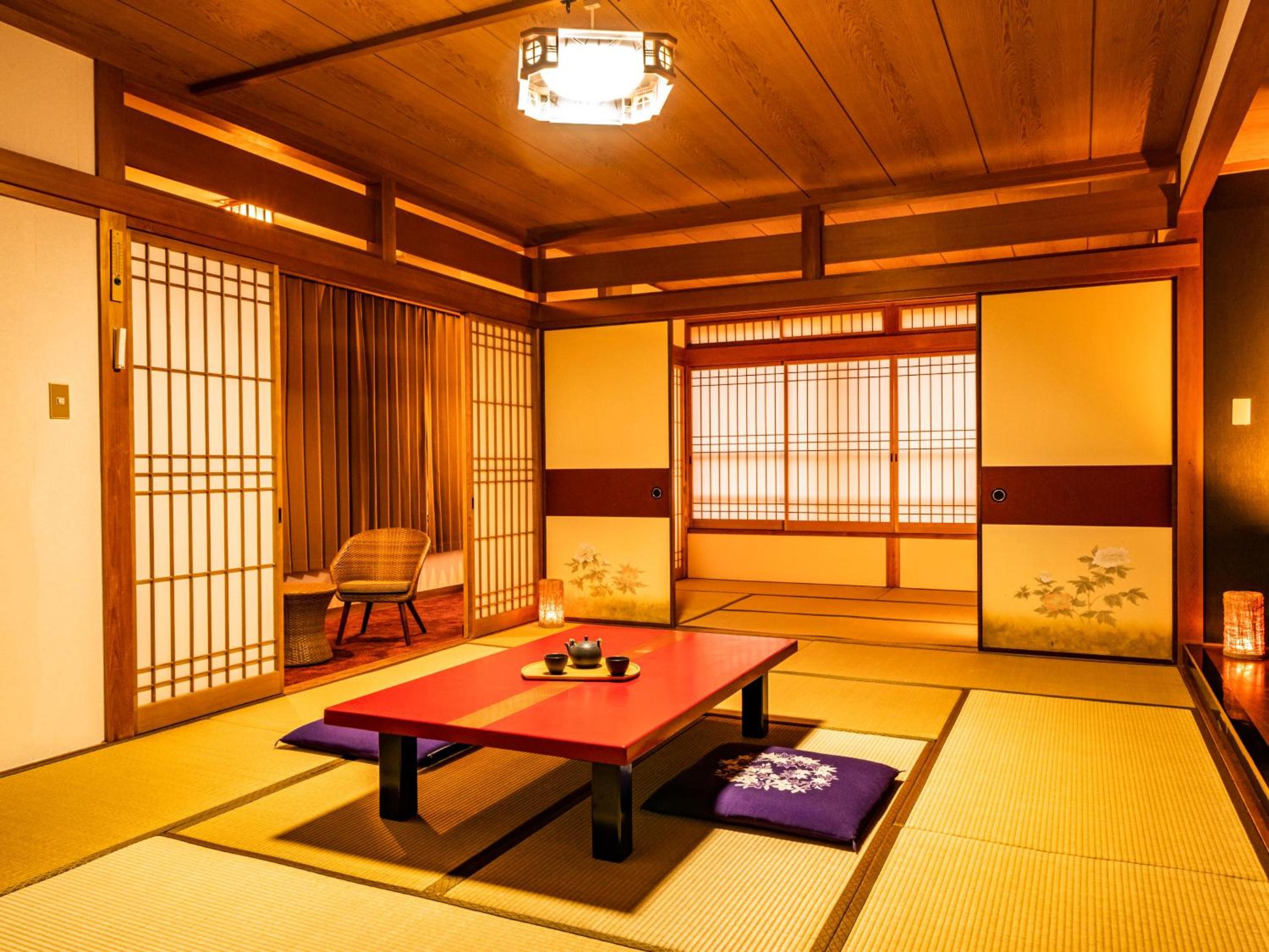 Superior Japanese-Style-Room 2 spaces inside - Indoor Bath - Non-Smoking - Photo 1