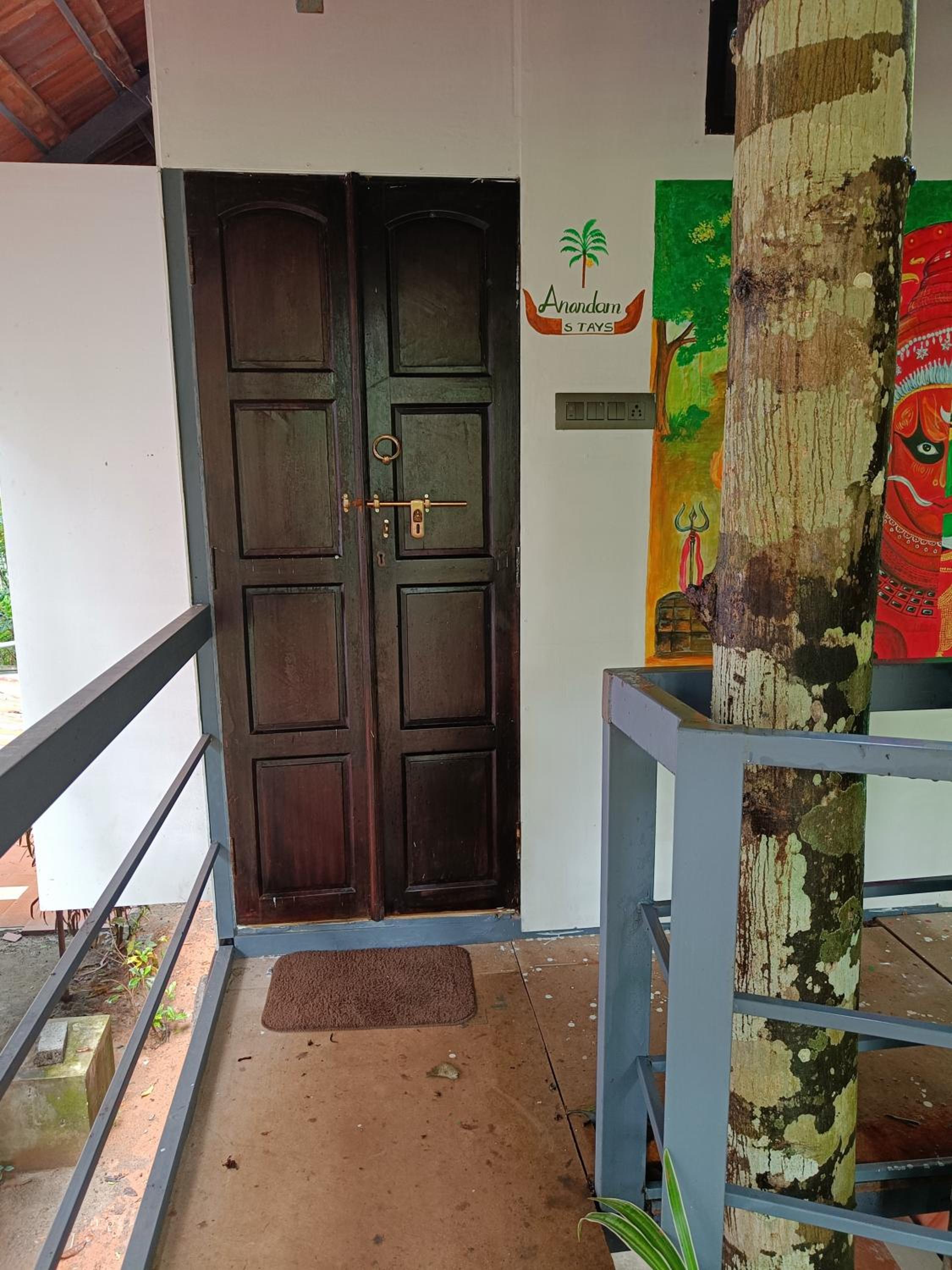 Double or Twin Room with Balcony photo 2