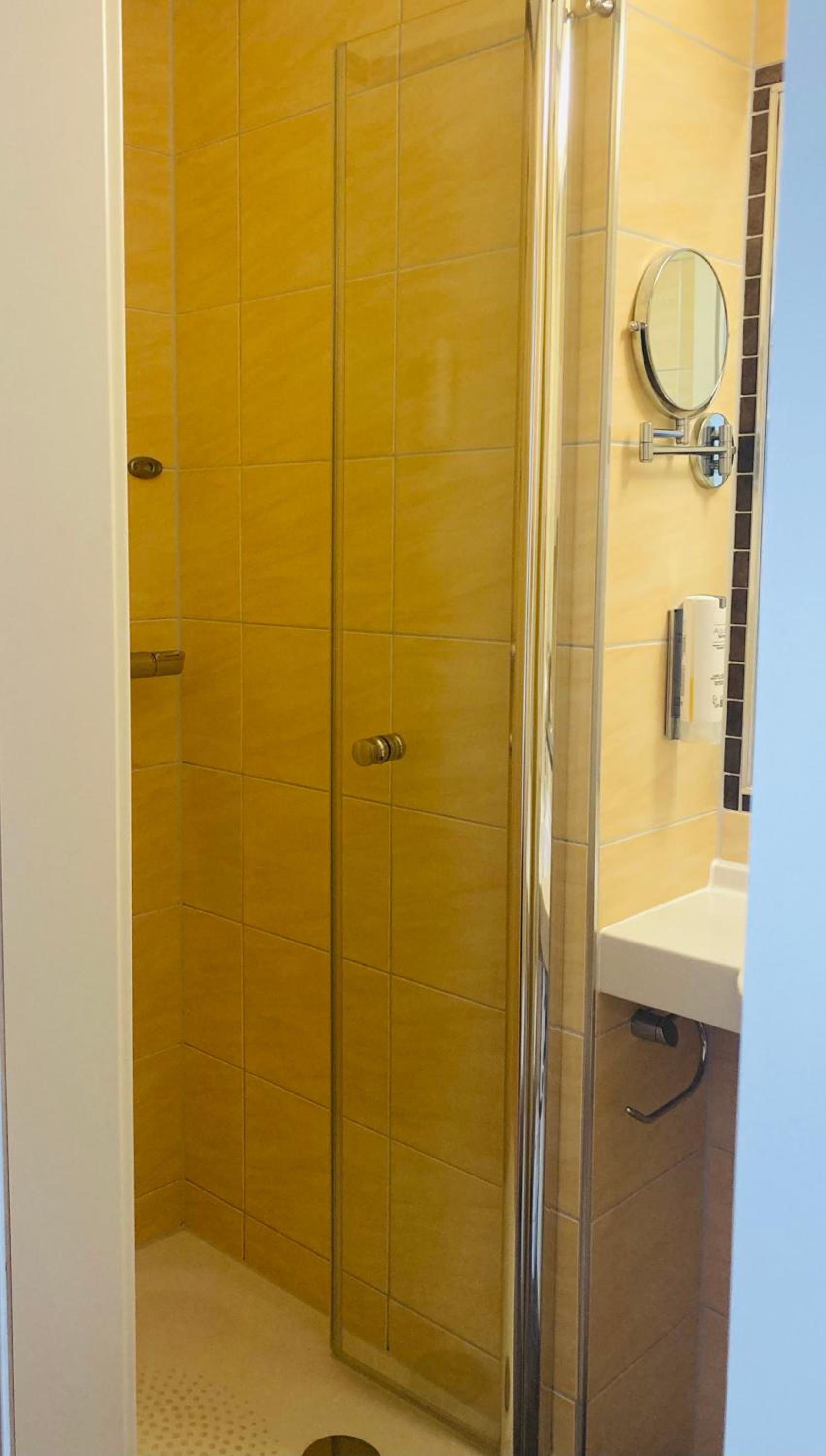 Double Room with Side Sea View and Balcony