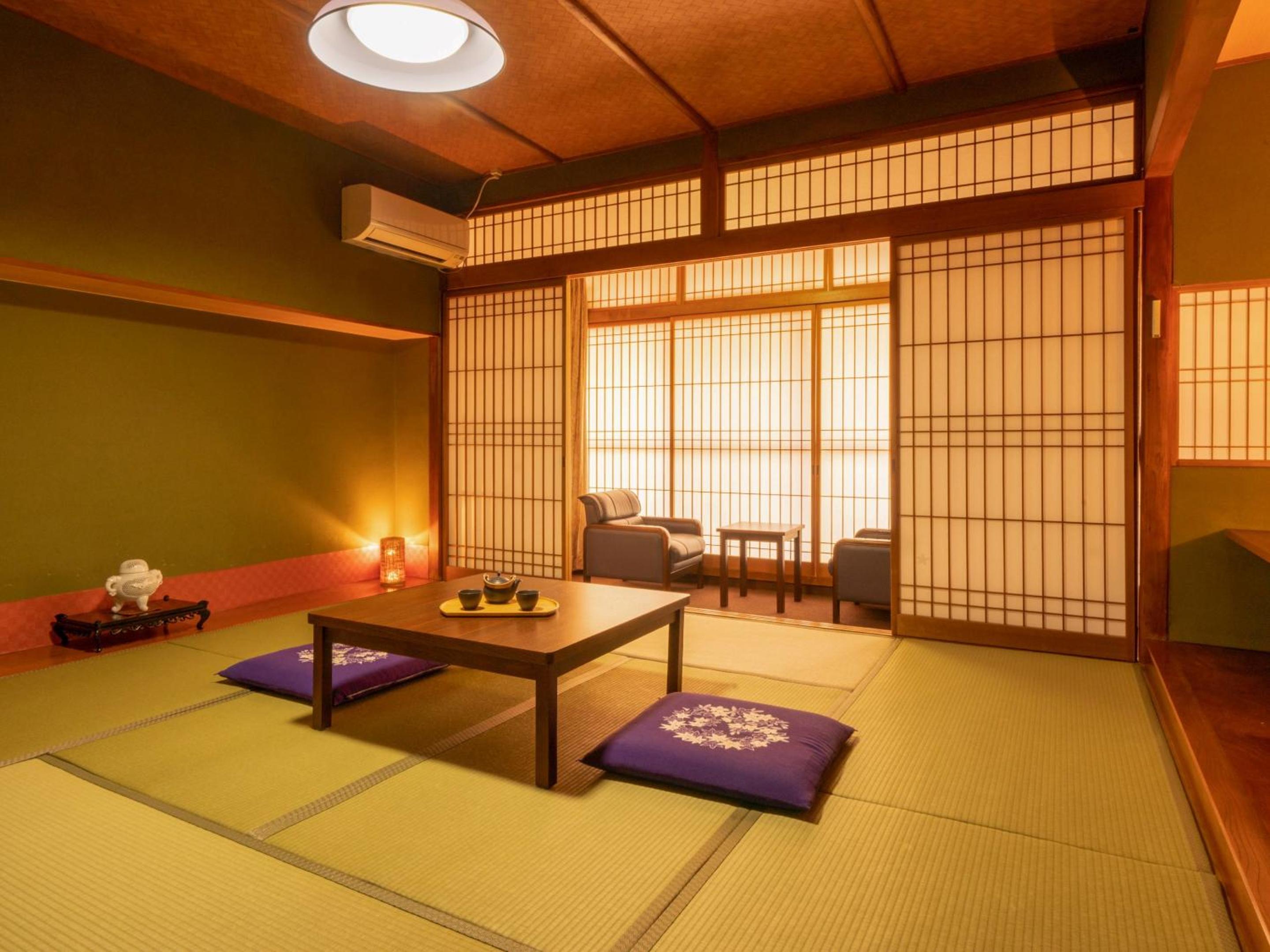 Standard Japanese-Style-Room(No View) - Shared Bathroom - Non-Smoking - Photo 1