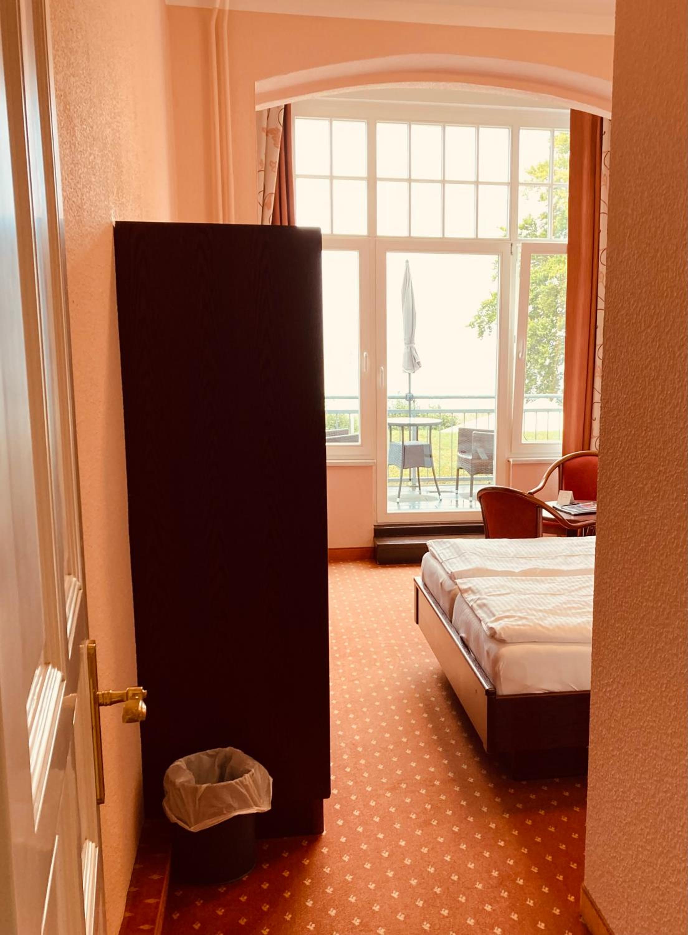 Double Room with Sea View and Balcony